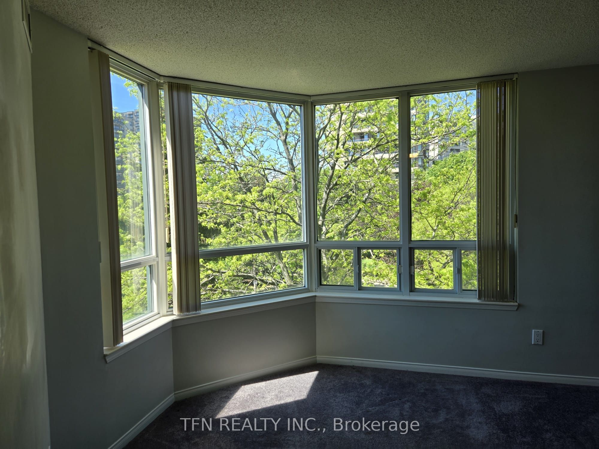 1 Emerald Lane 309 Property Photo 23