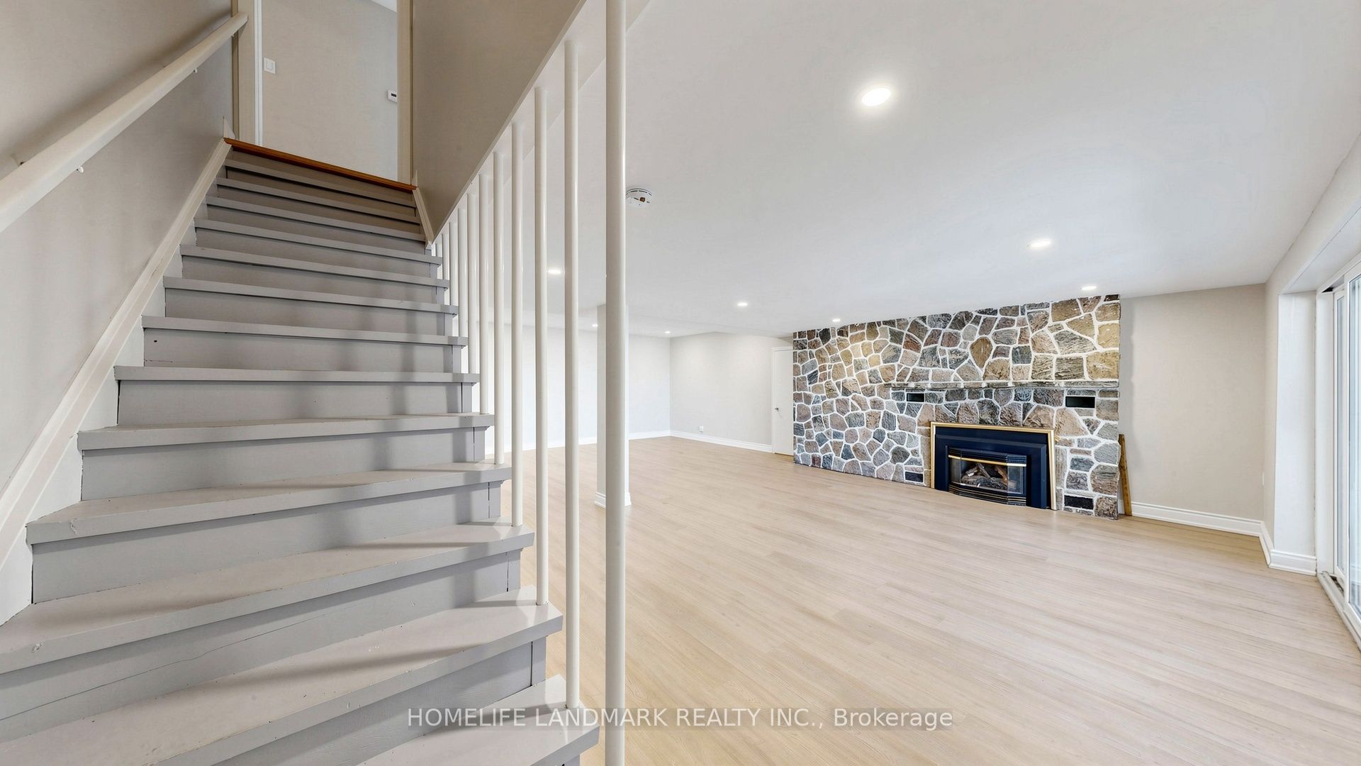 B735 Cedar Beach Road Property Photo 18