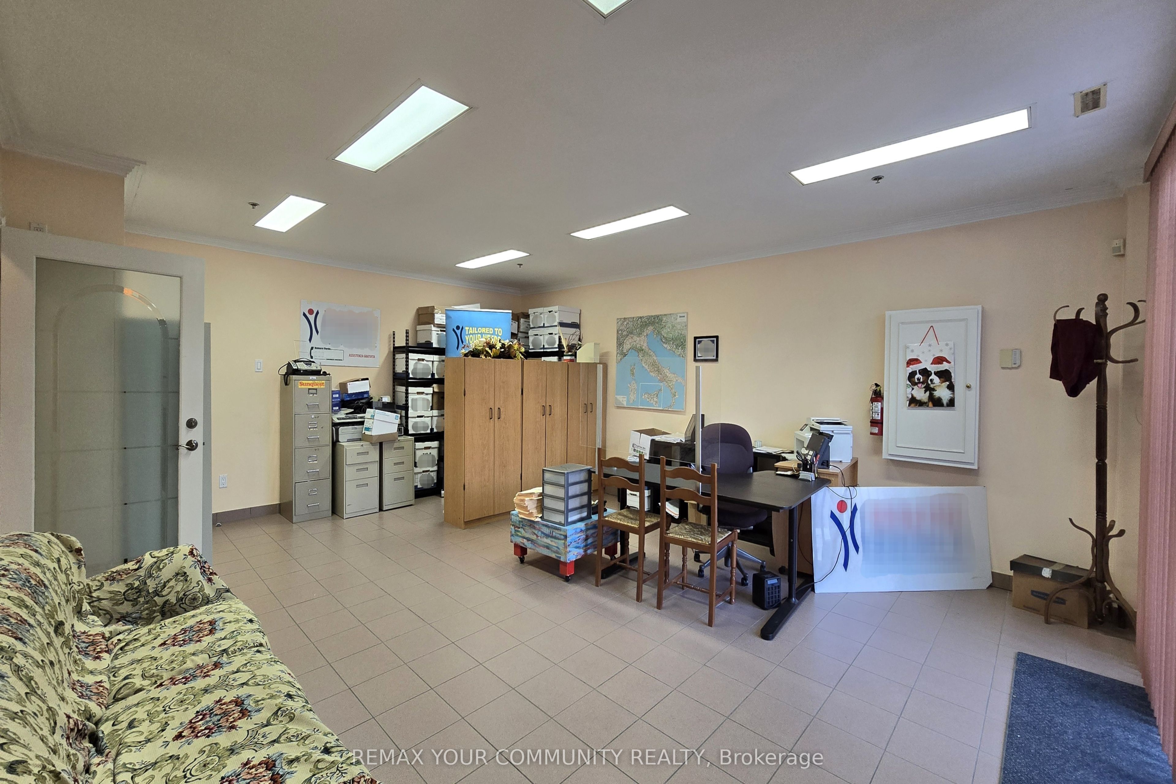 8600 Keele Street 4 Property Photo 5