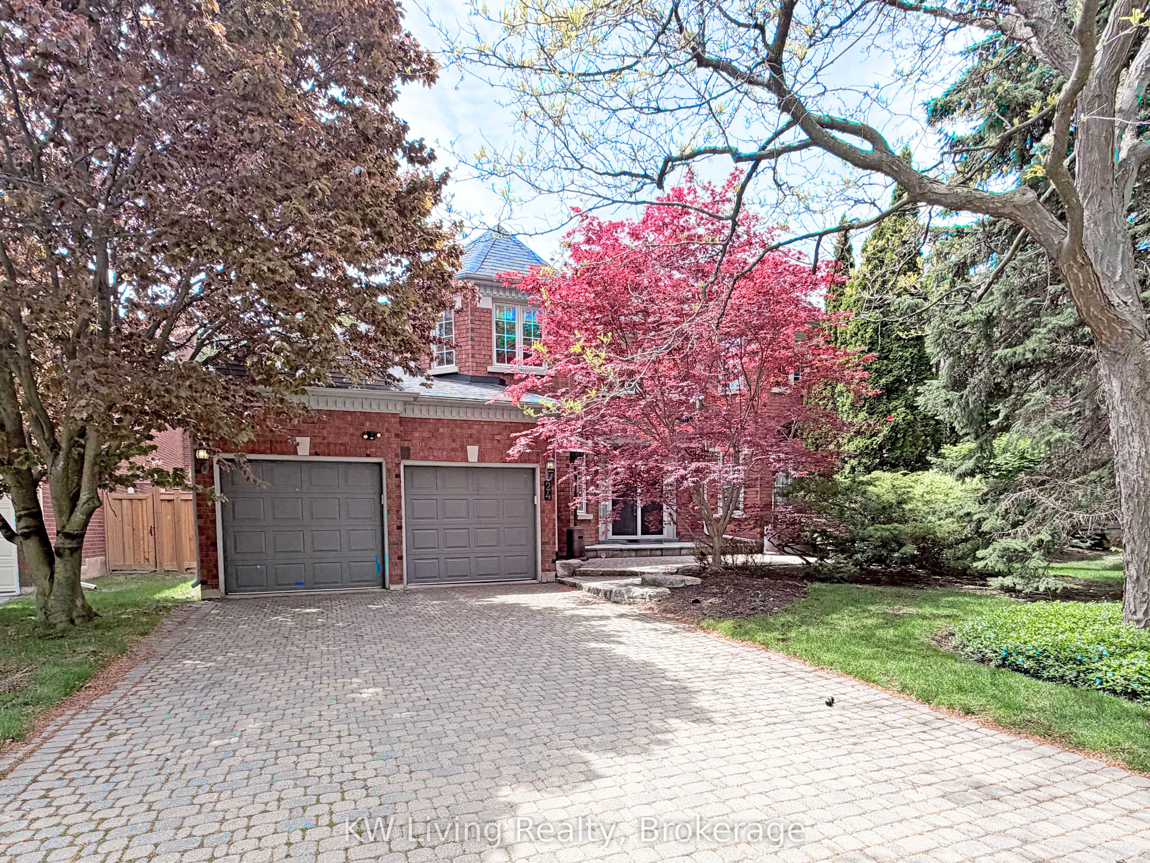 24 Highview Crescent Property Photo 1
