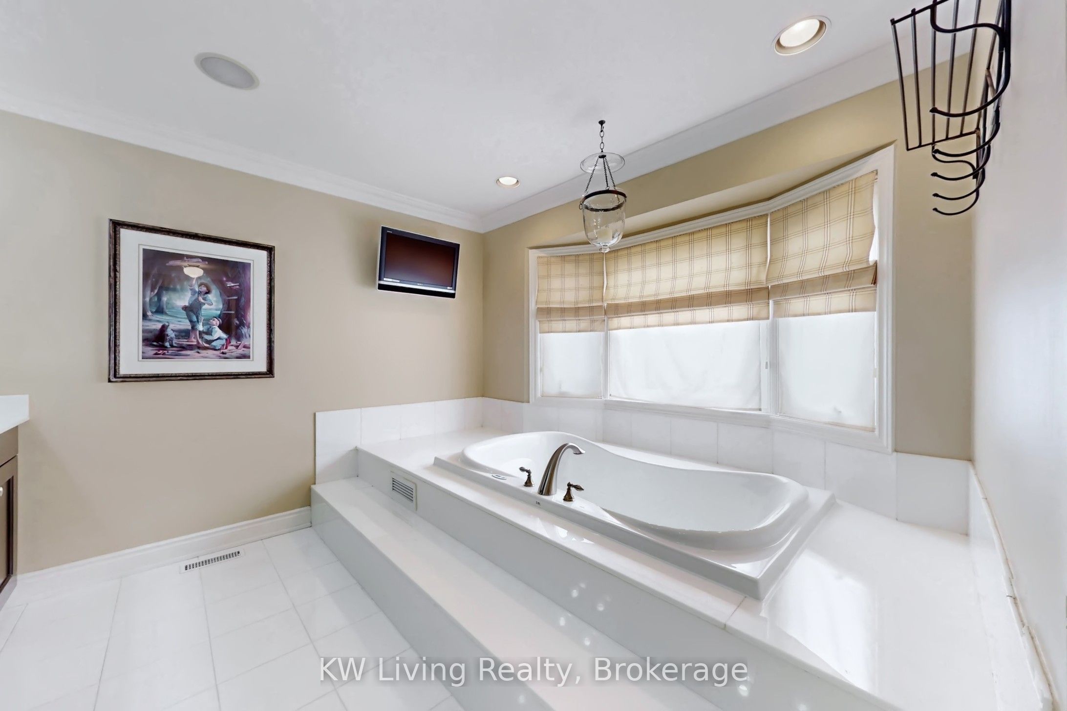 24 Highview Crescent Property Photo 28