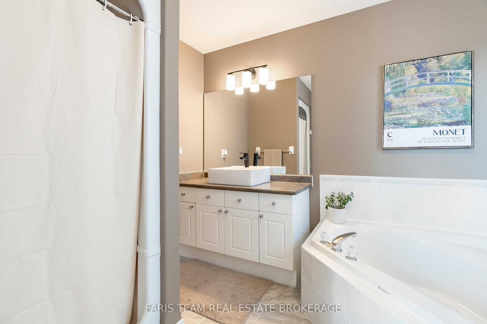 616 Glen Cedar Crescent Property Photo 24