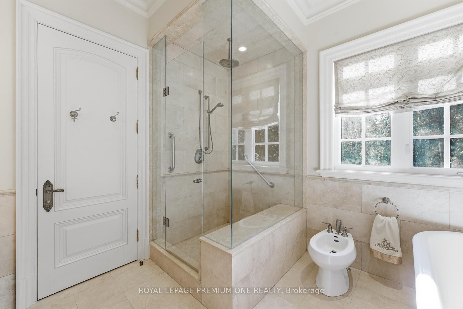 155 Cook's Mill Crescent Property Photo 24