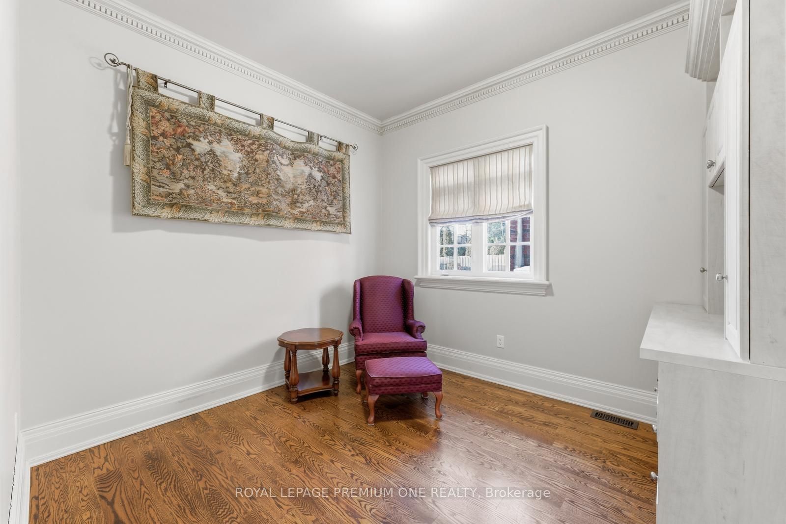 155 Cook's Mill Crescent Property Photo 27