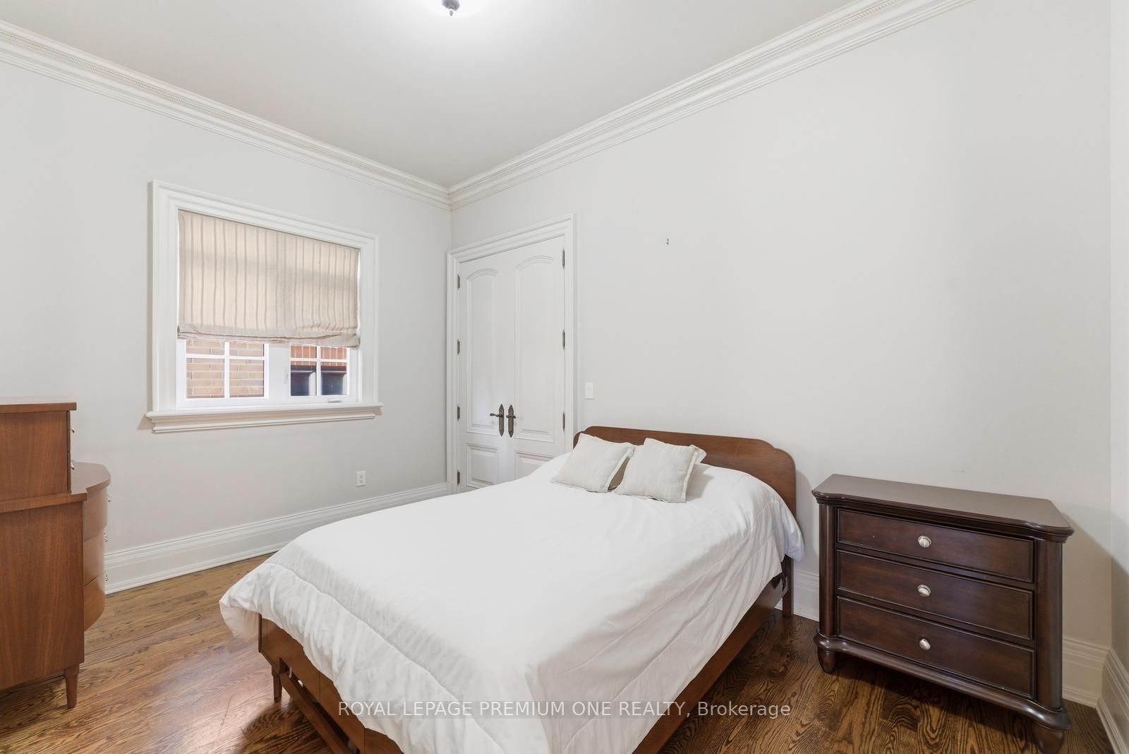 155 Cook's Mill Crescent Property Photo 28