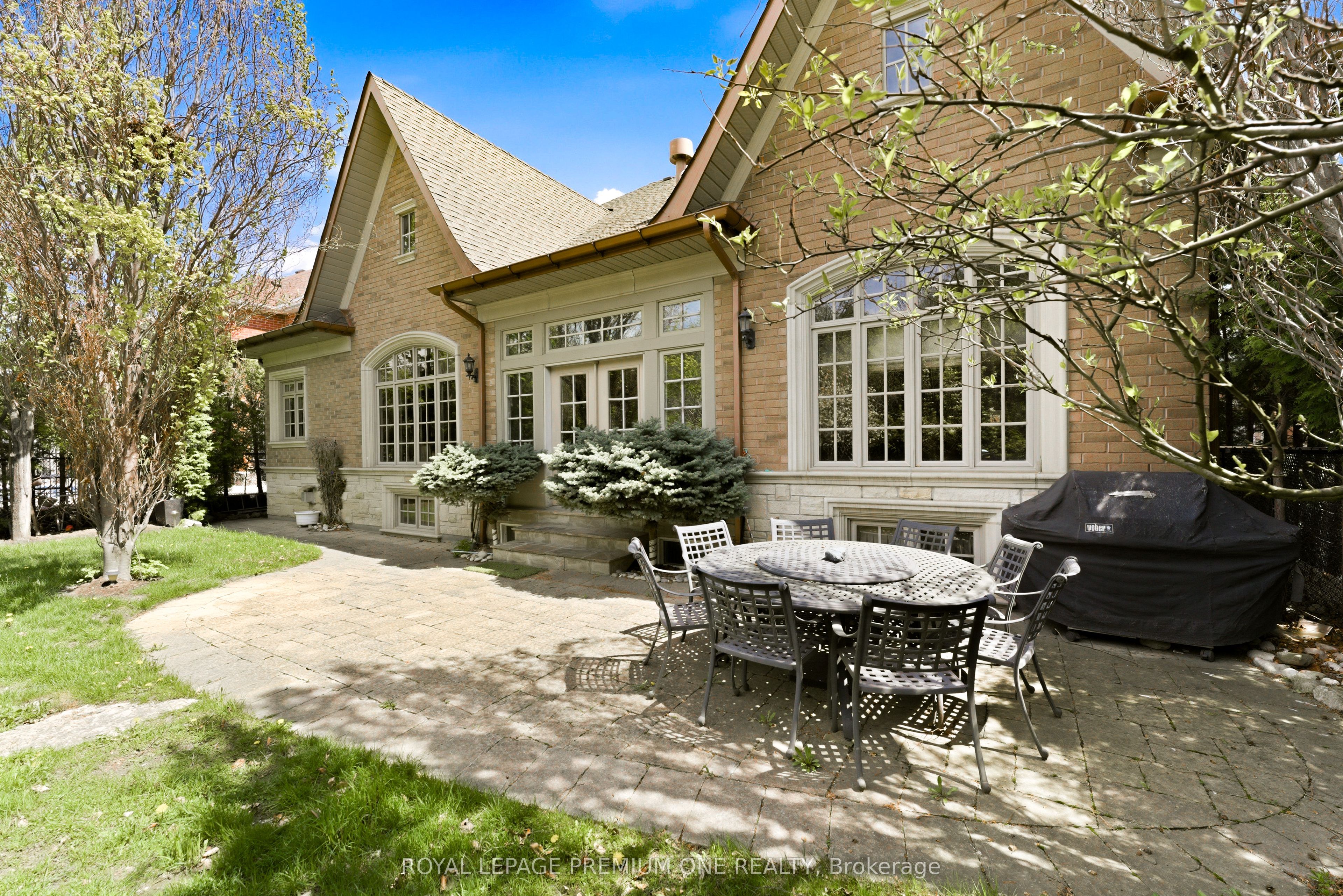 155 Cook's Mill Crescent Property Photo 41