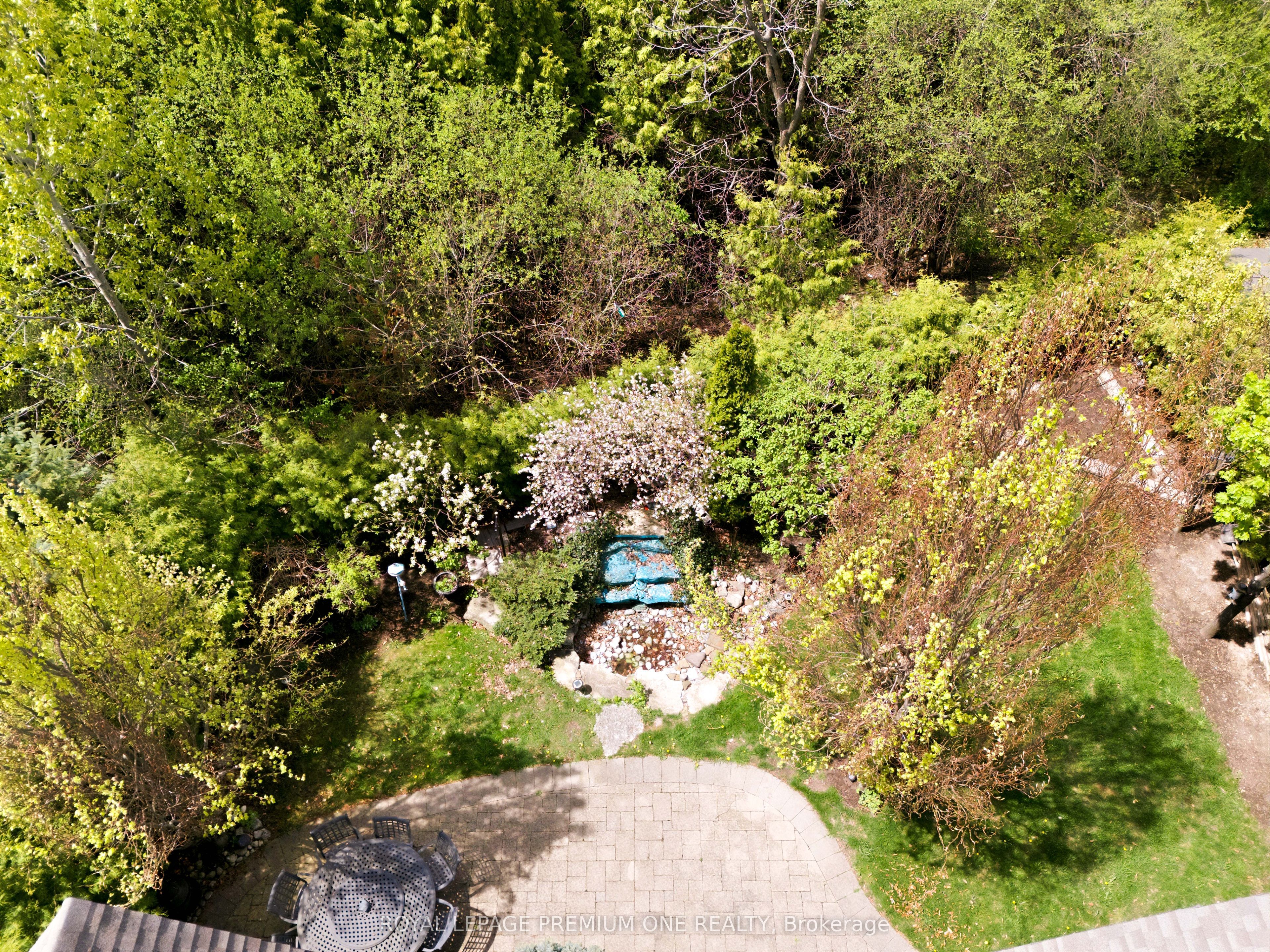 155 Cook's Mill Crescent Property Photo 45