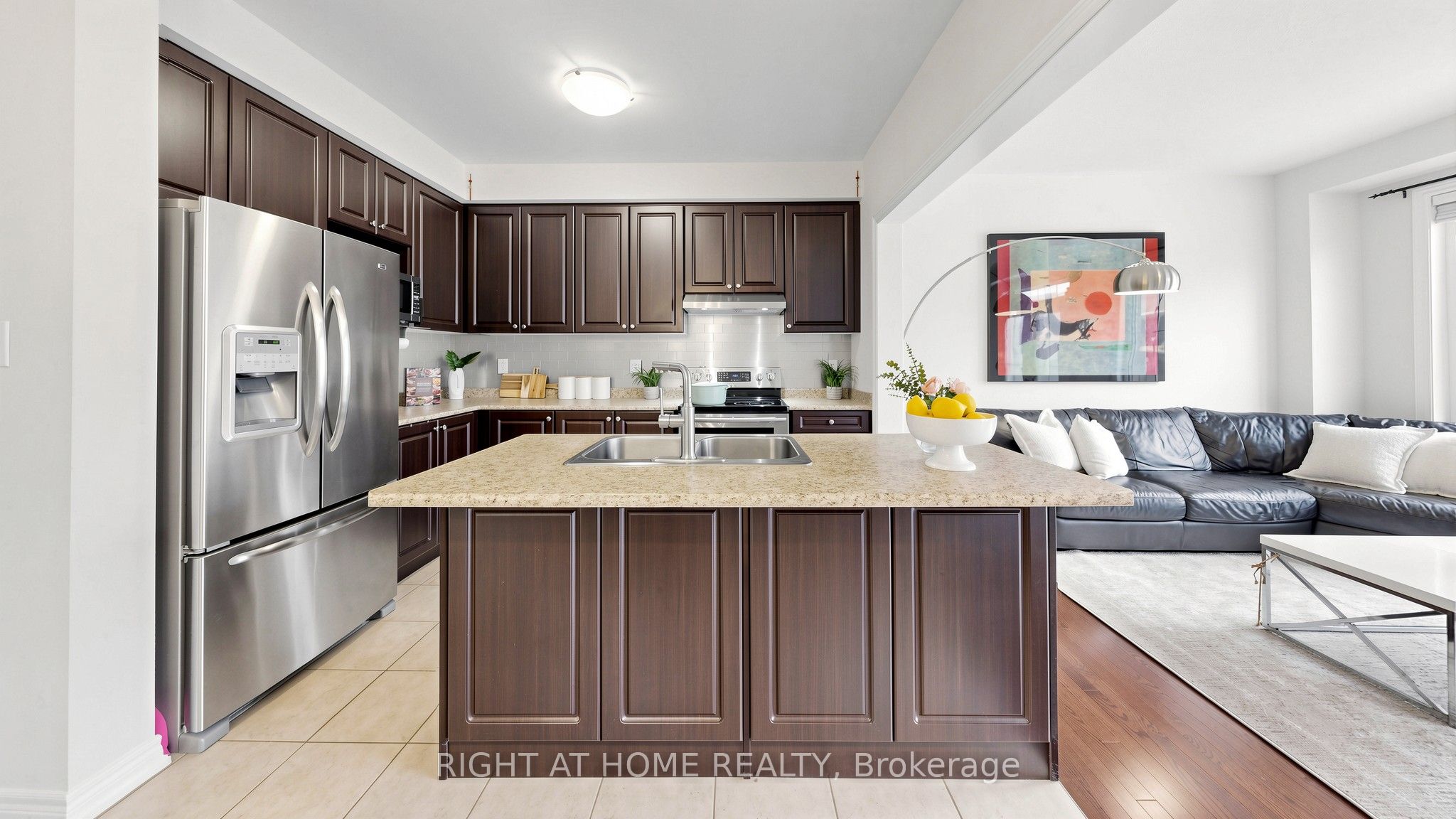 208 Cornell Park Avenue Property Photo 8