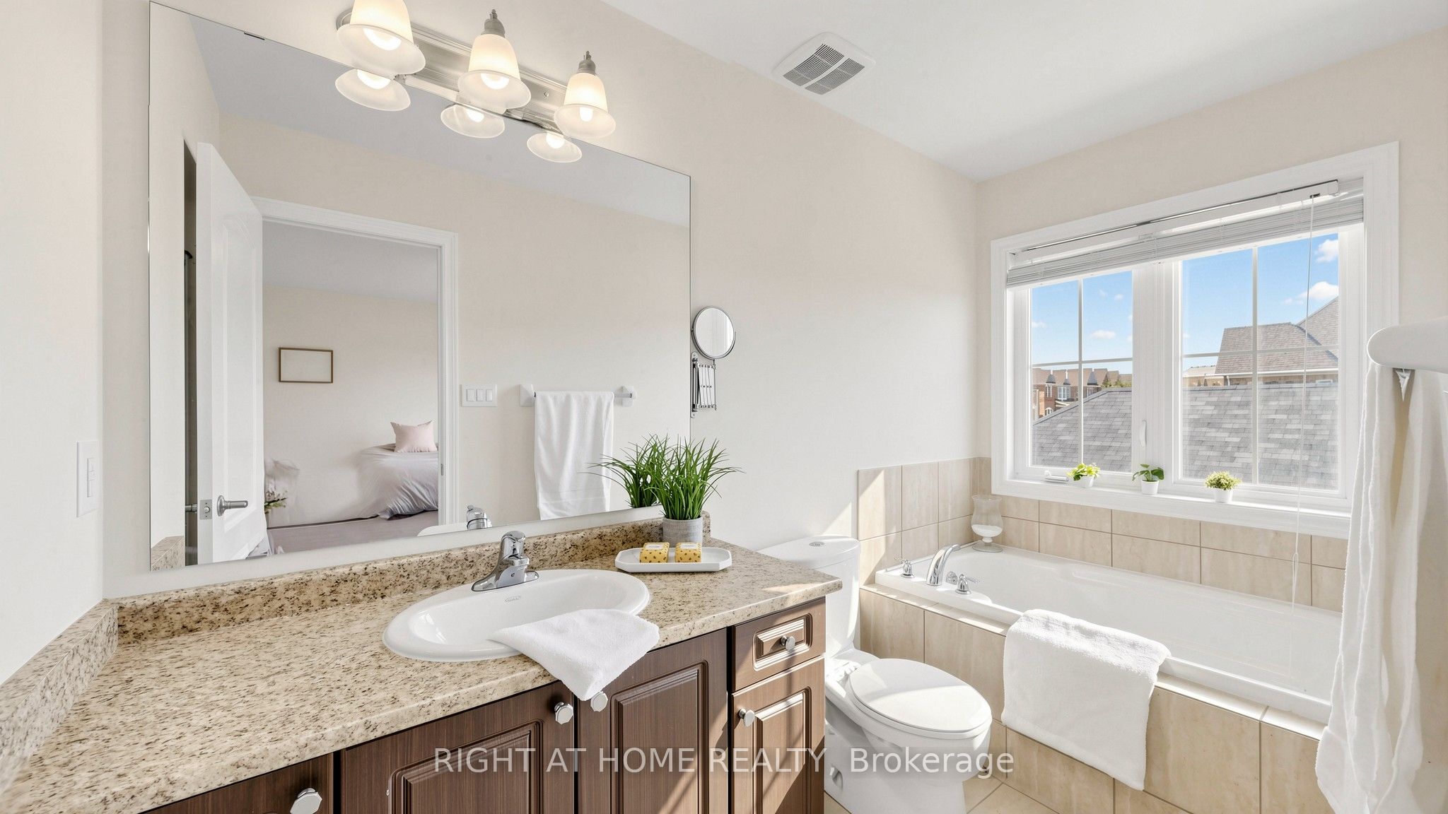 208 Cornell Park Avenue Property Photo 16