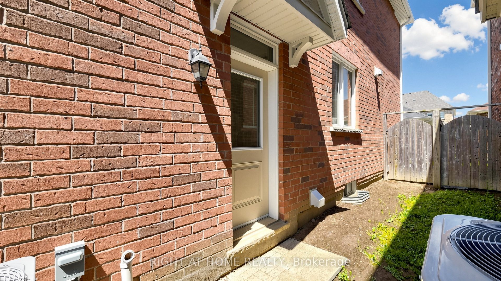 208 Cornell Park Avenue Property Photo 23