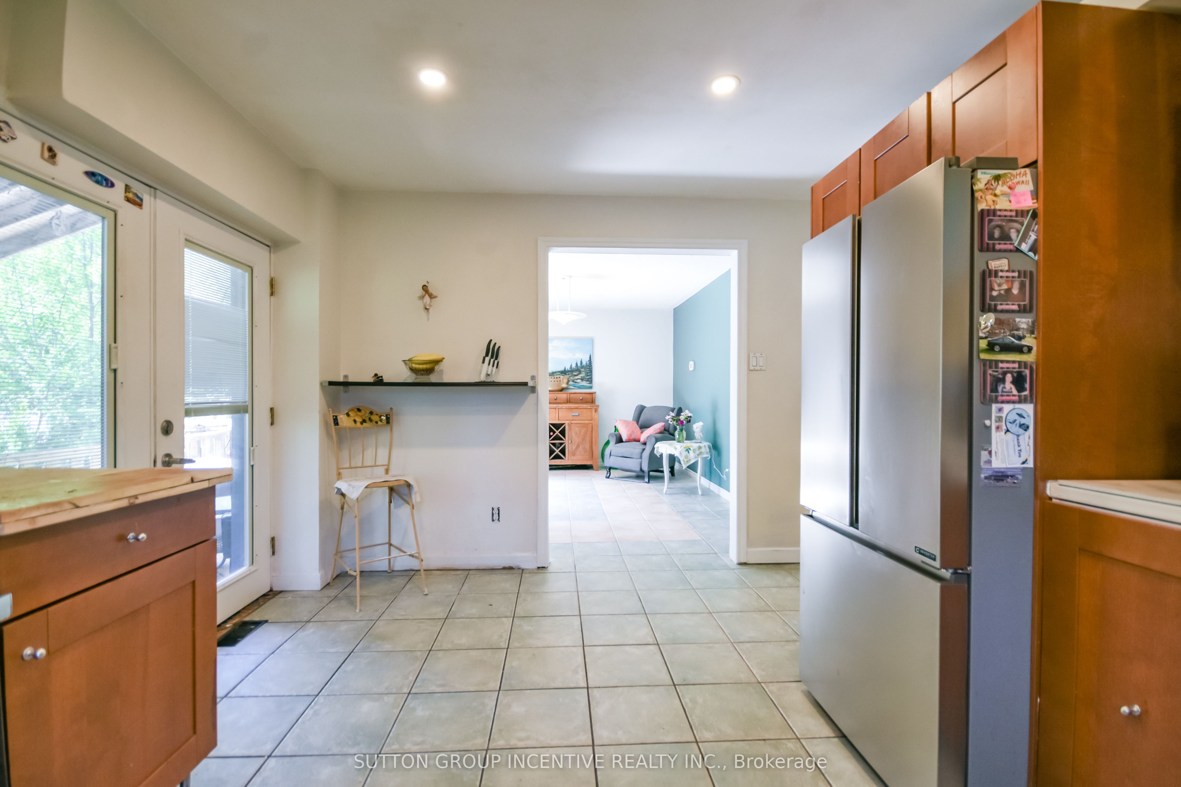 2448 Wallace Avenue Property Photo 14