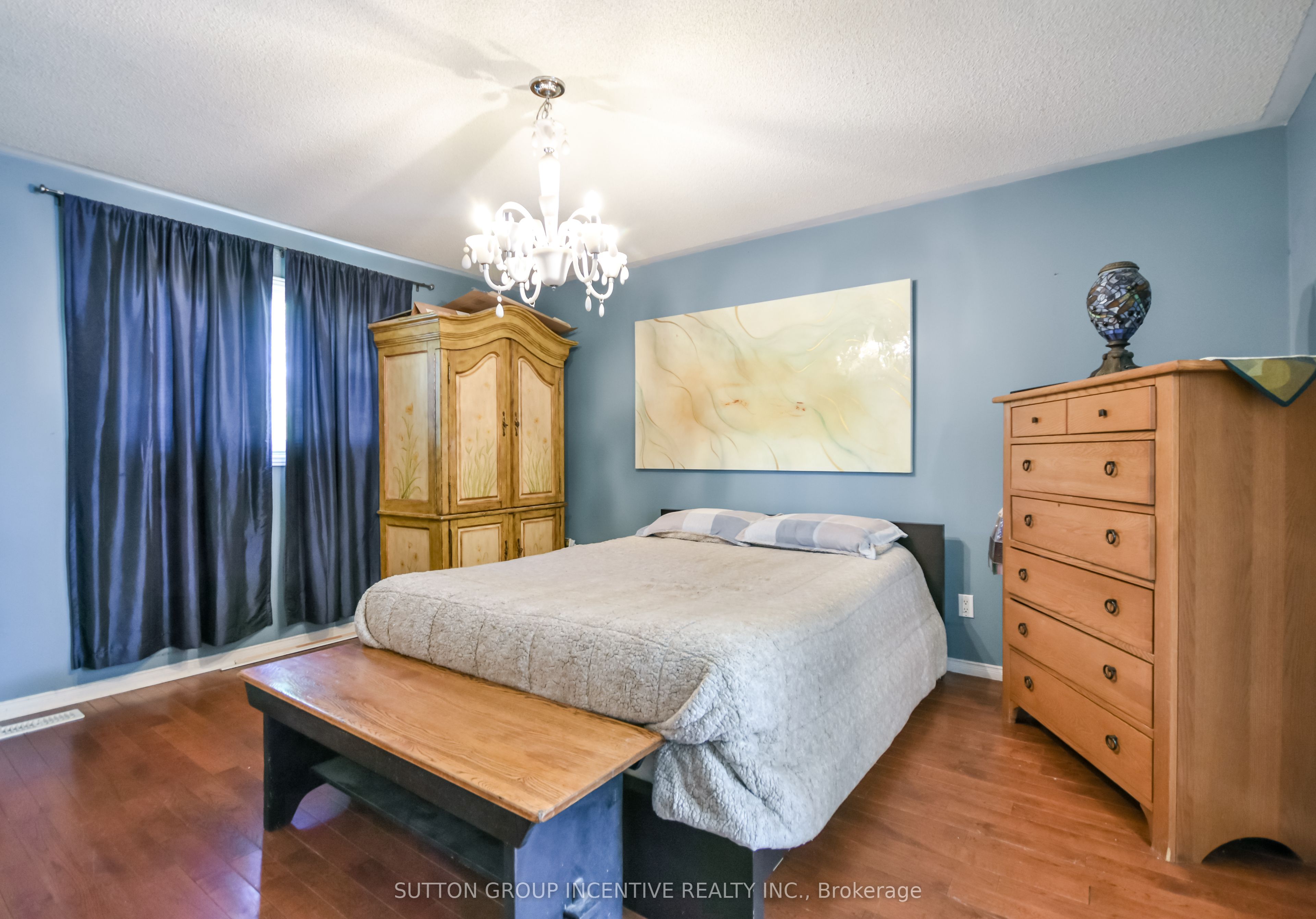 2448 Wallace Avenue Property Photo 19