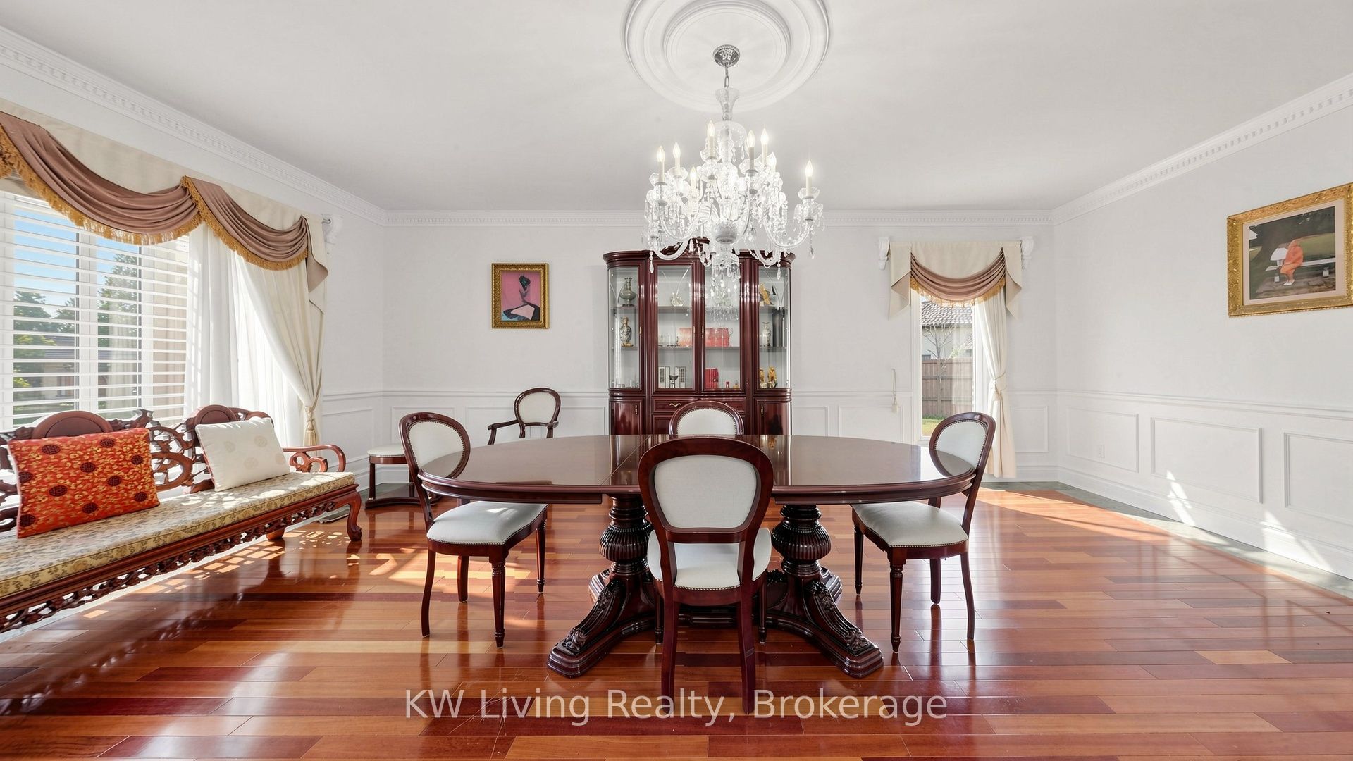 2 Cortina Court N Property Photo 8