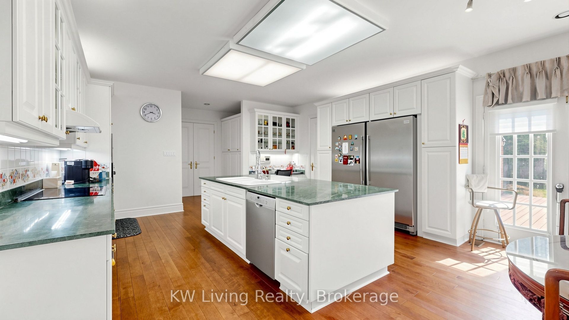 2 Cortina Court N Property Photo 15