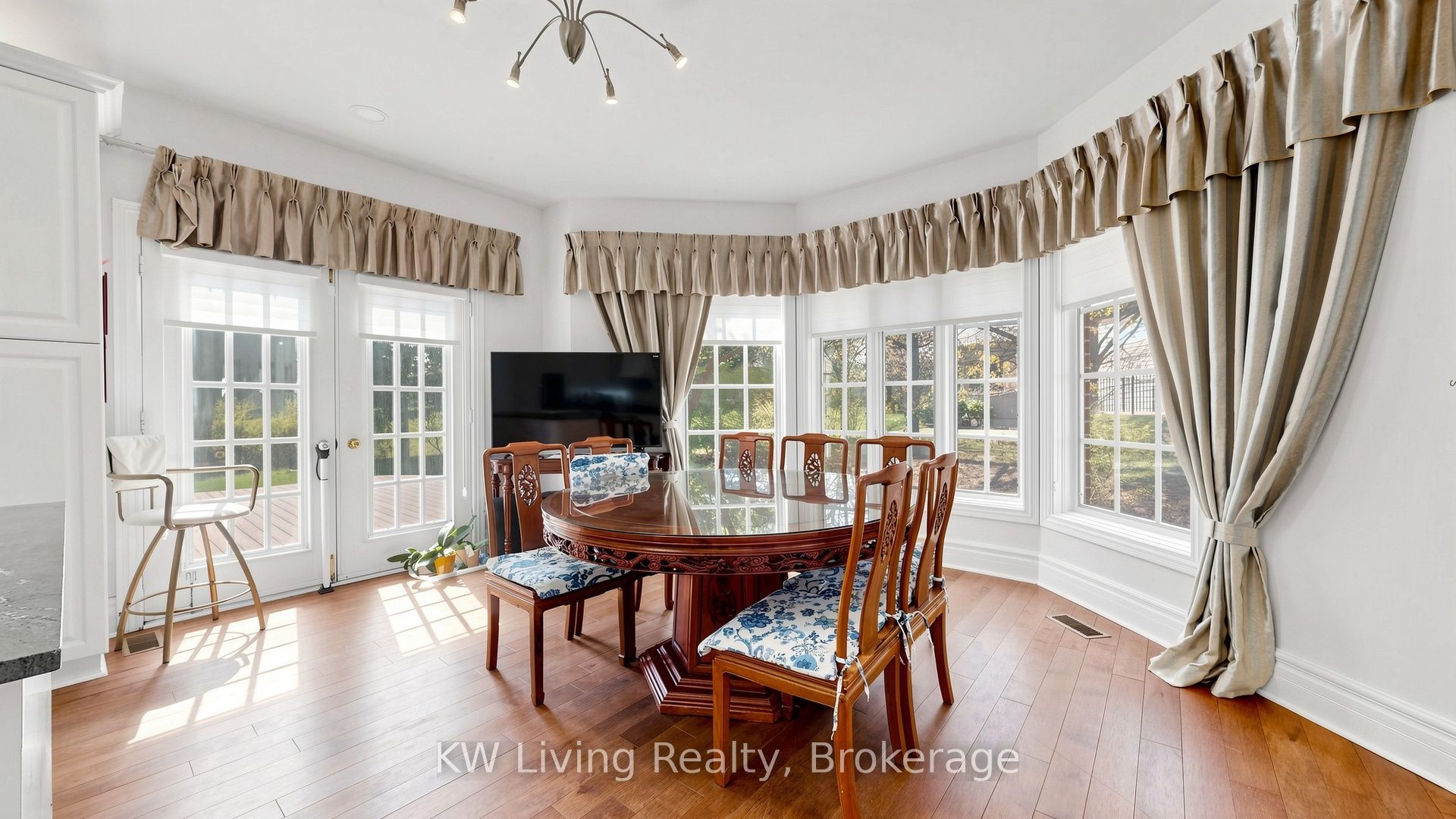 2 Cortina Court N Property Photo 16