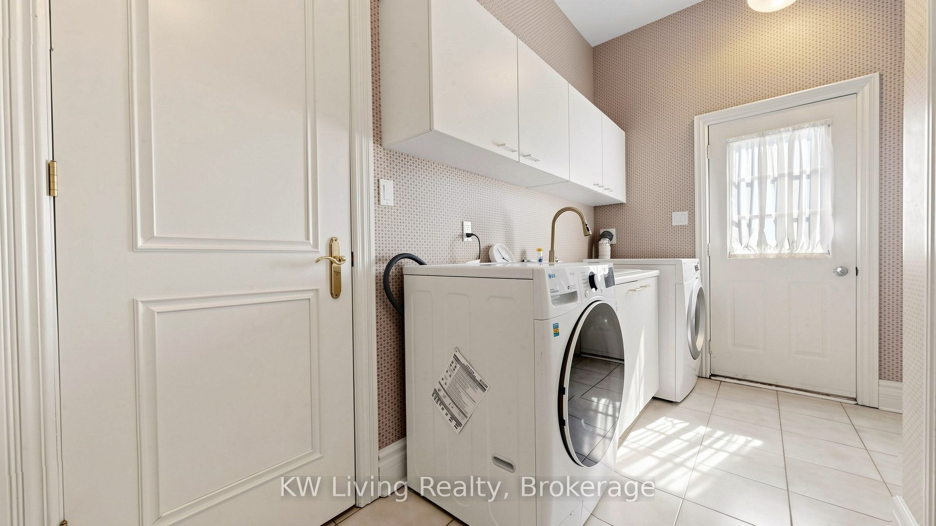2 Cortina Court N Property Photo 21