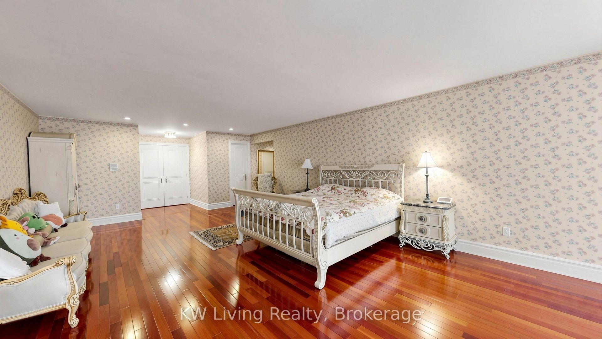 2 Cortina Court N Property Photo 32
