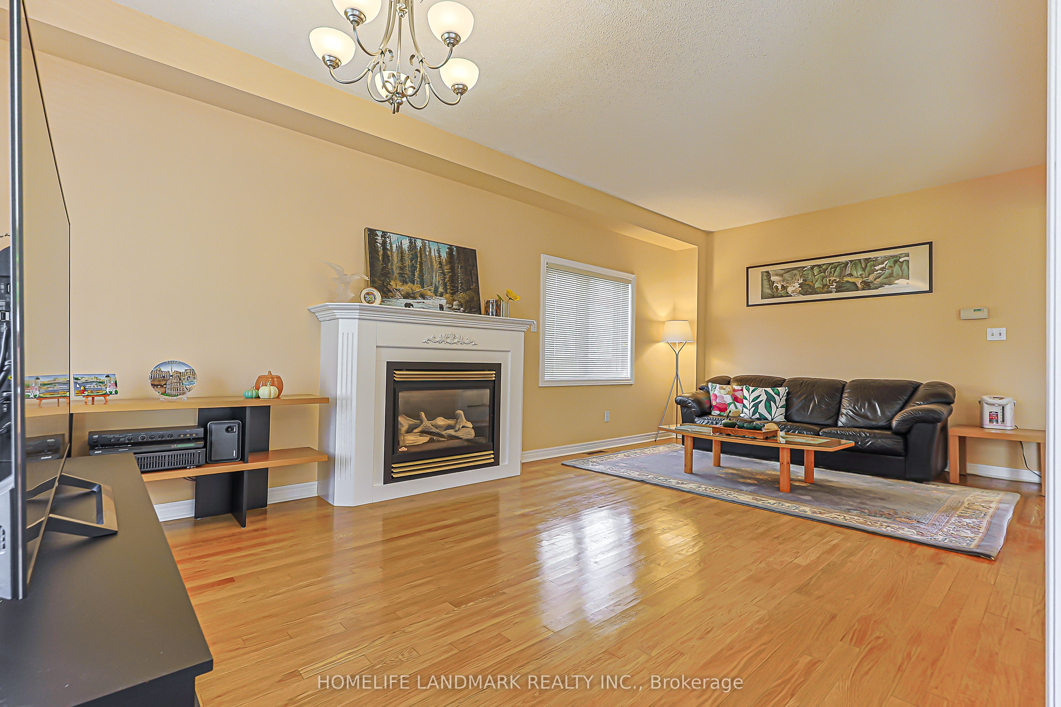 81 Eastpine Drive Property Photo 6