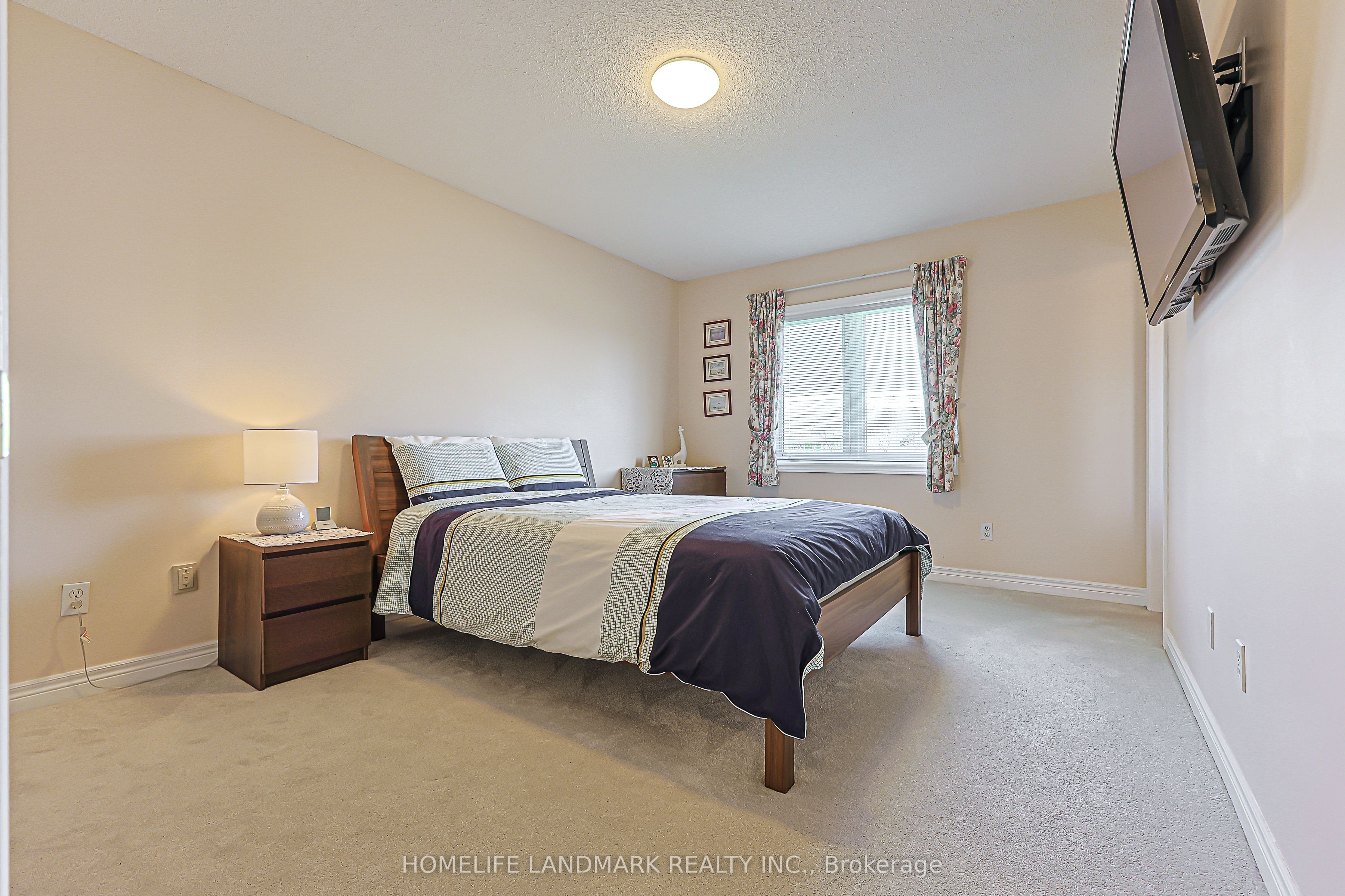 81 Eastpine Drive Property Photo 16