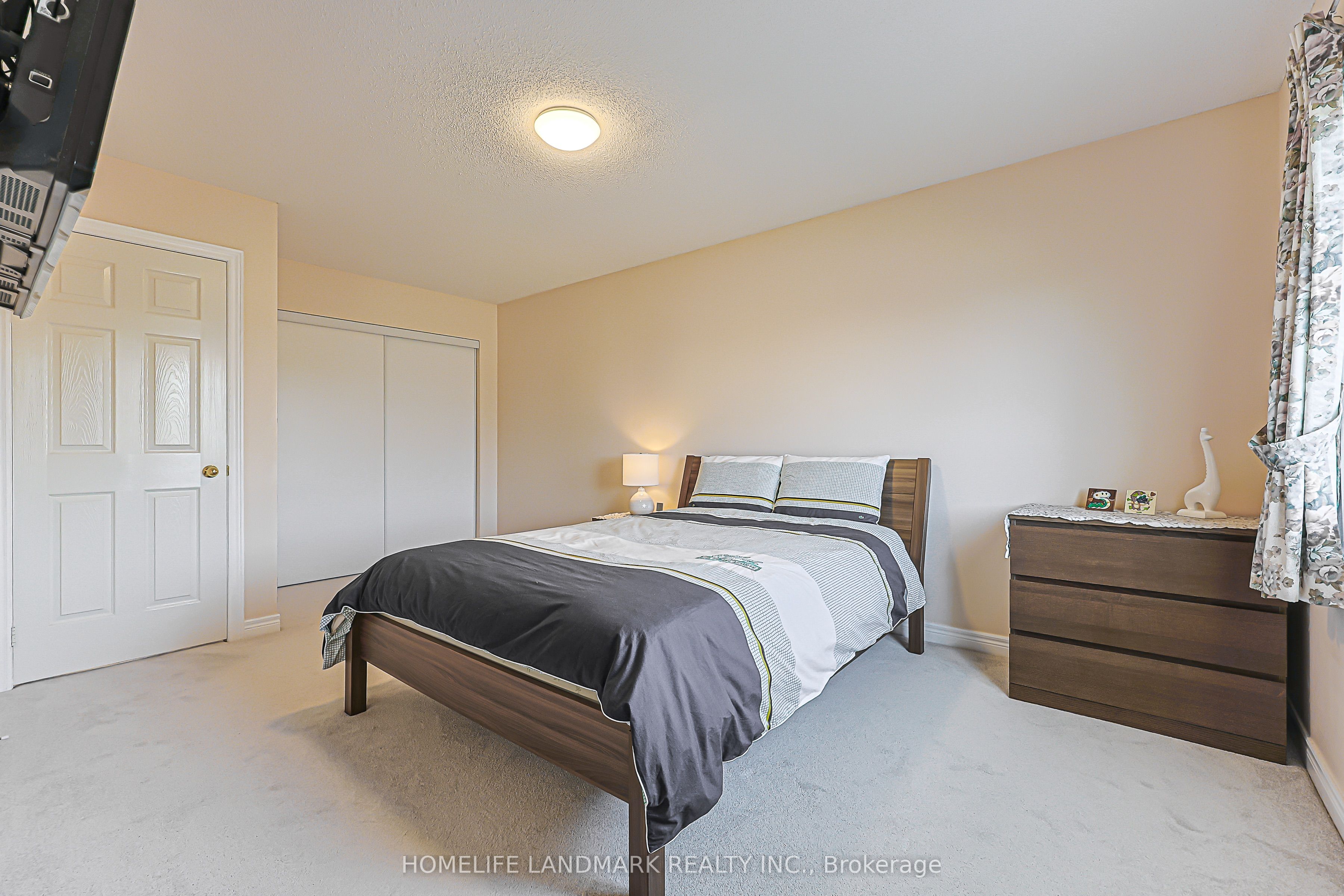 81 Eastpine Drive Property Photo 17