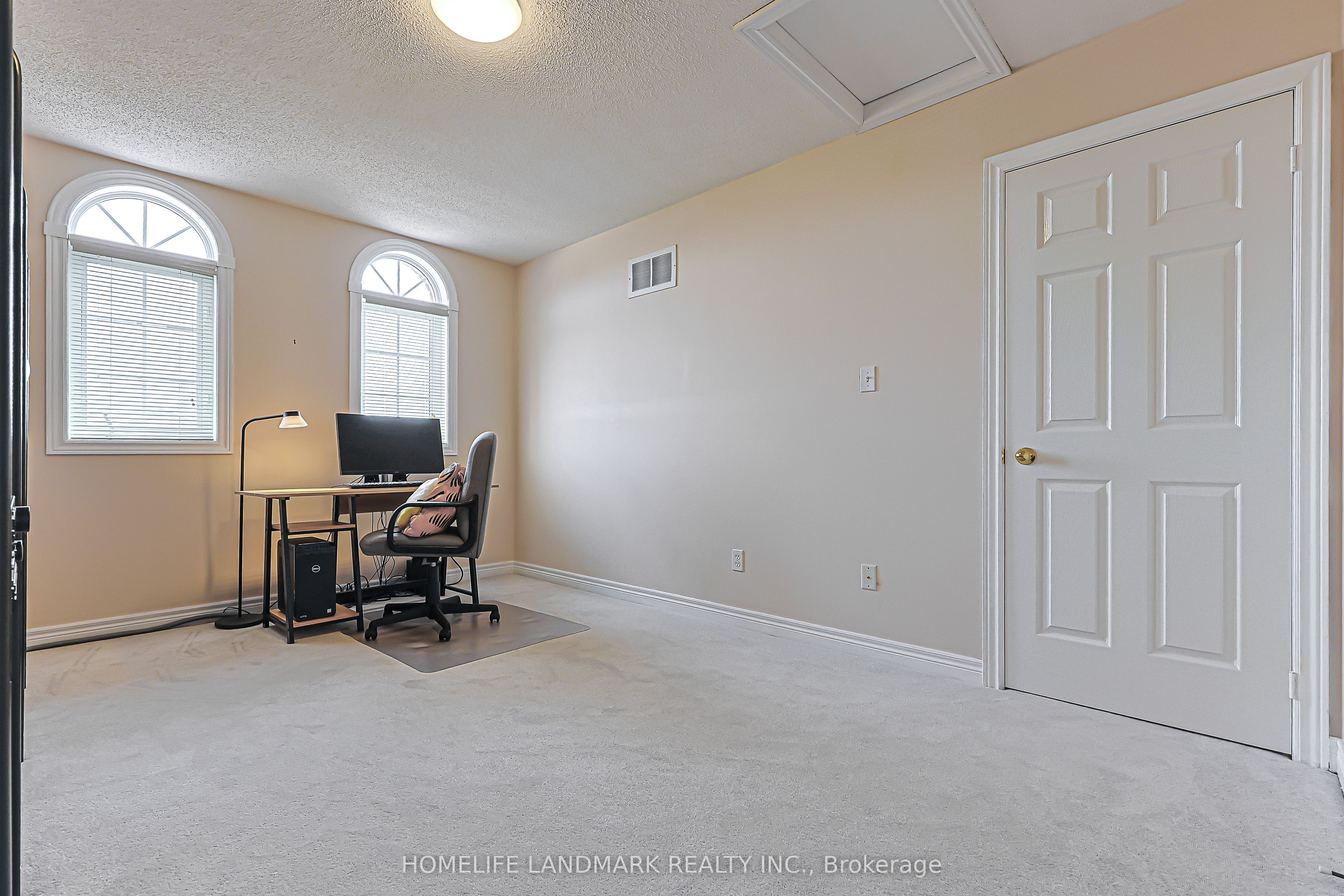 81 Eastpine Drive Property Photo 27