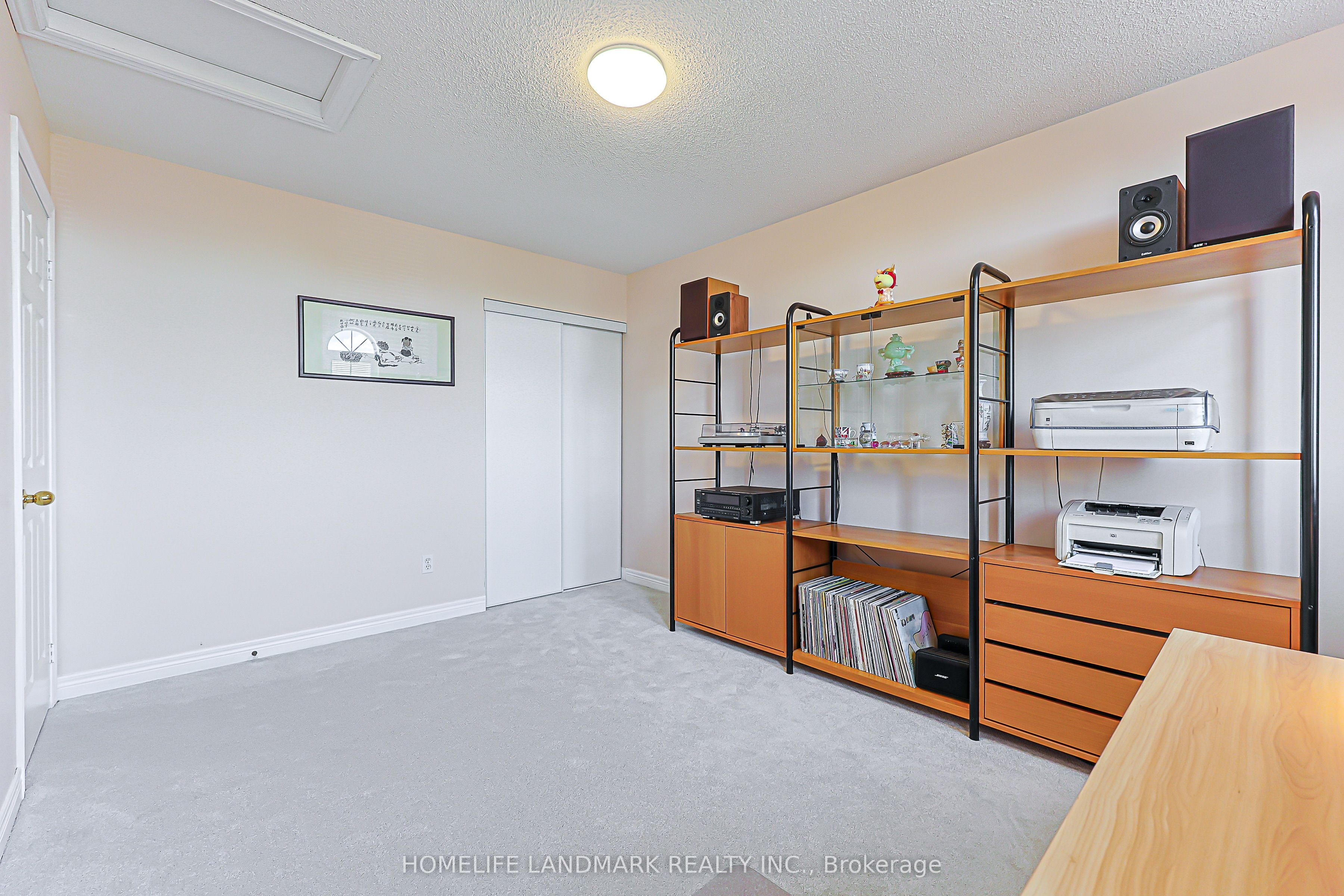 81 Eastpine Drive Property Photo 28