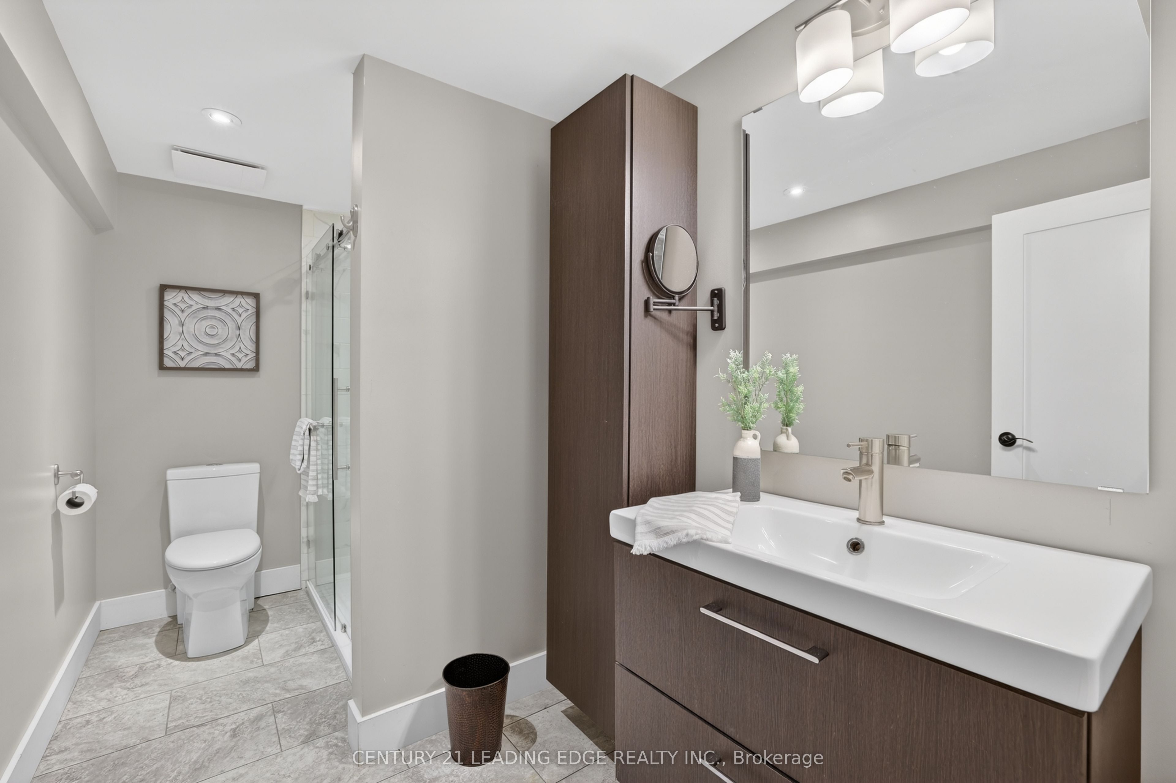 505 Aintree Drive Property Photo 34