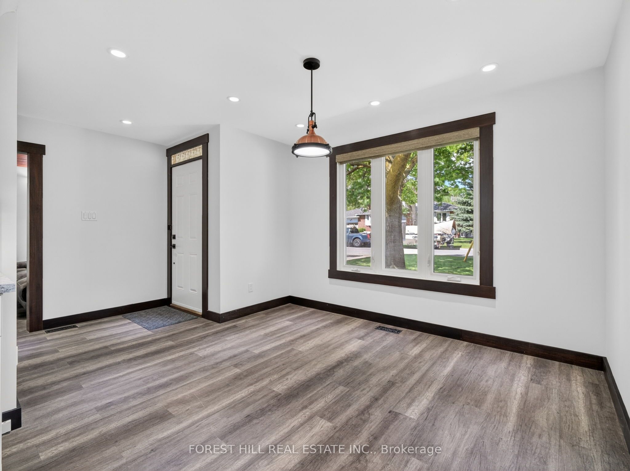 35 Townsend Avenue Property Photo 5