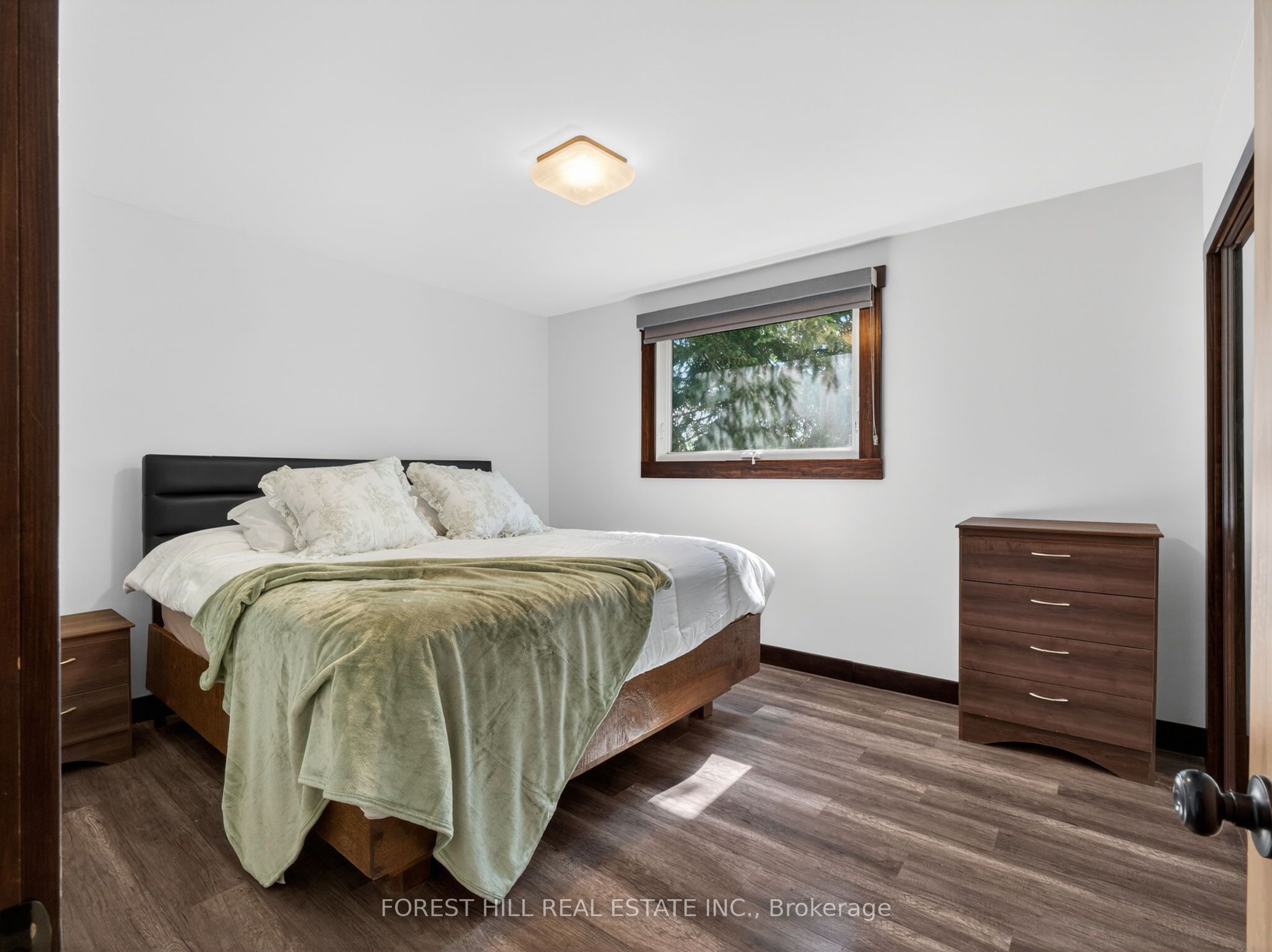 35 Townsend Avenue Property Photo 16