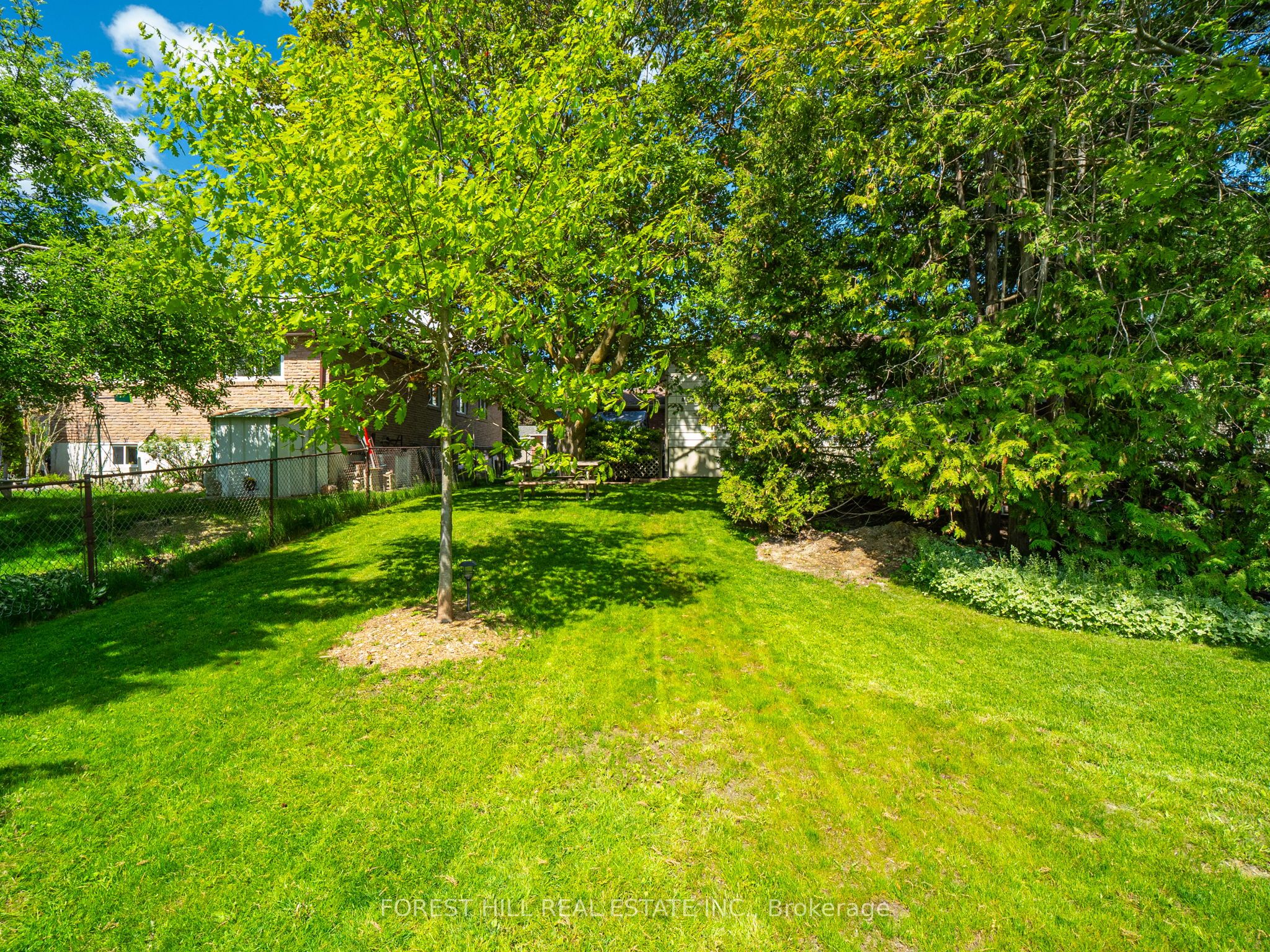 35 Townsend Avenue Property Photo 29