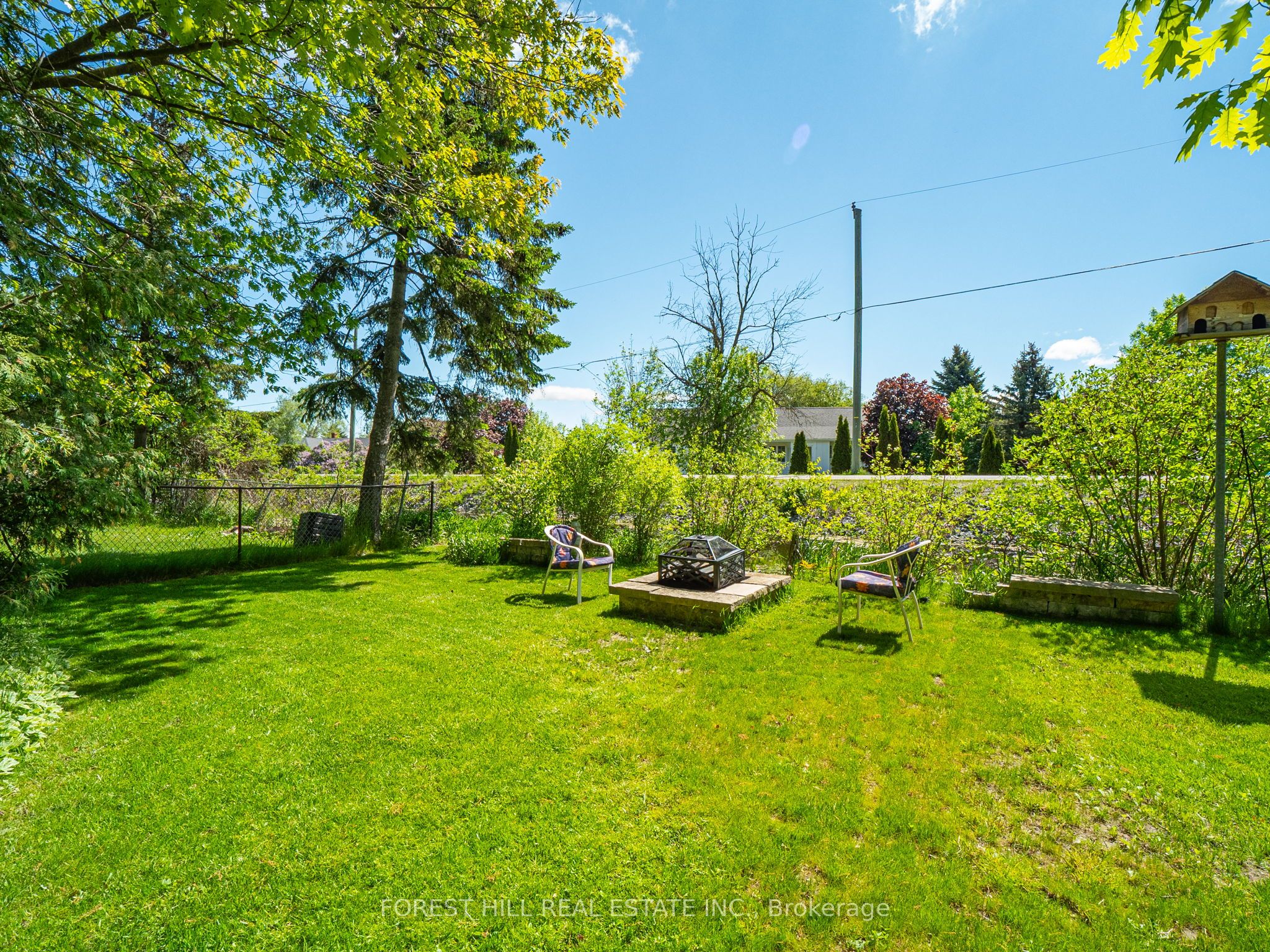 35 Townsend Avenue Property Photo 33