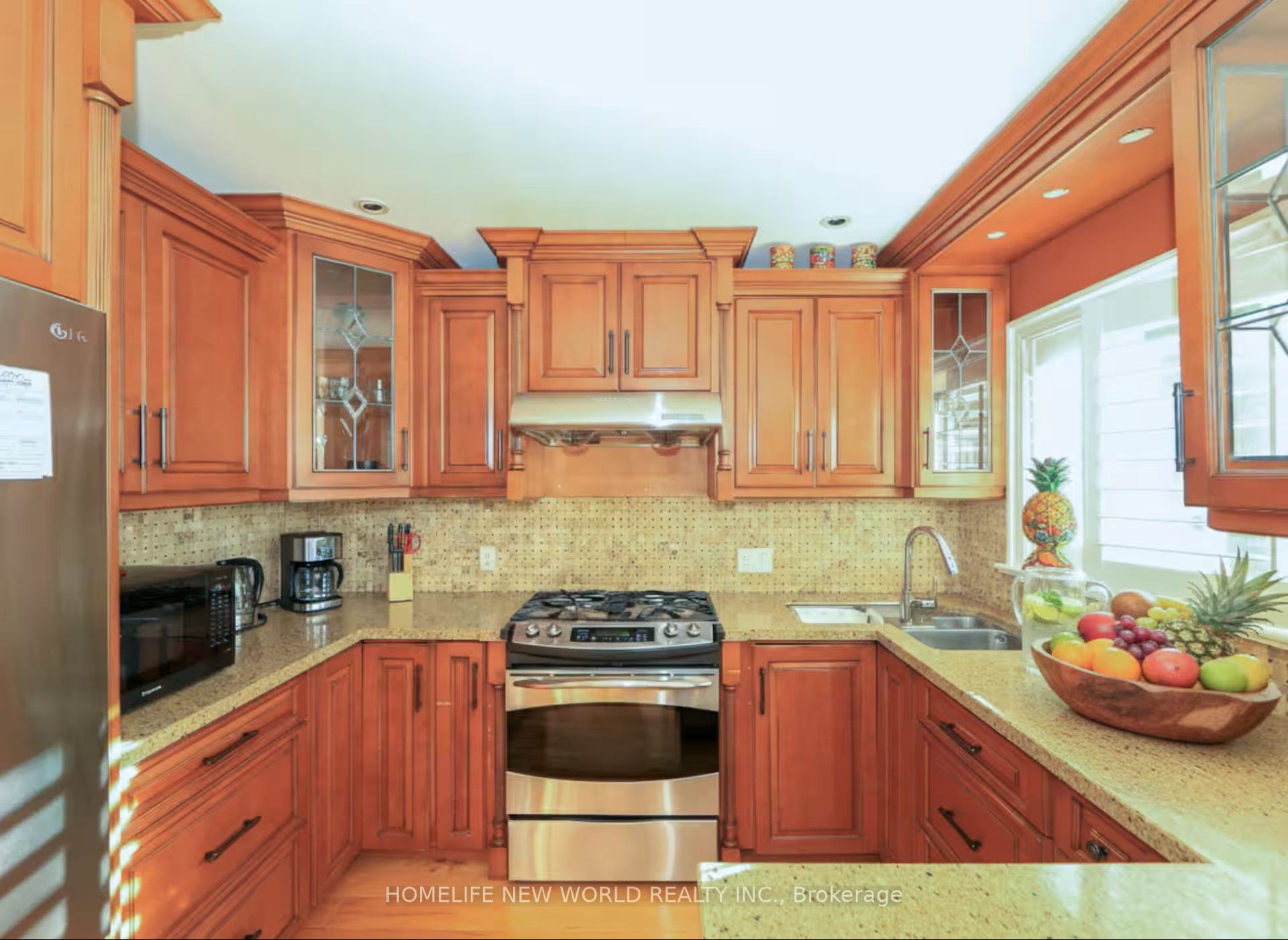 B24240 Thorah Park Boulevard Property Photo 2