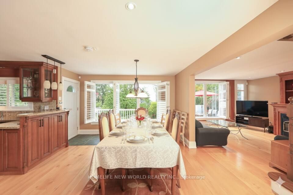 B24240 Thorah Park Boulevard Property Photo 3