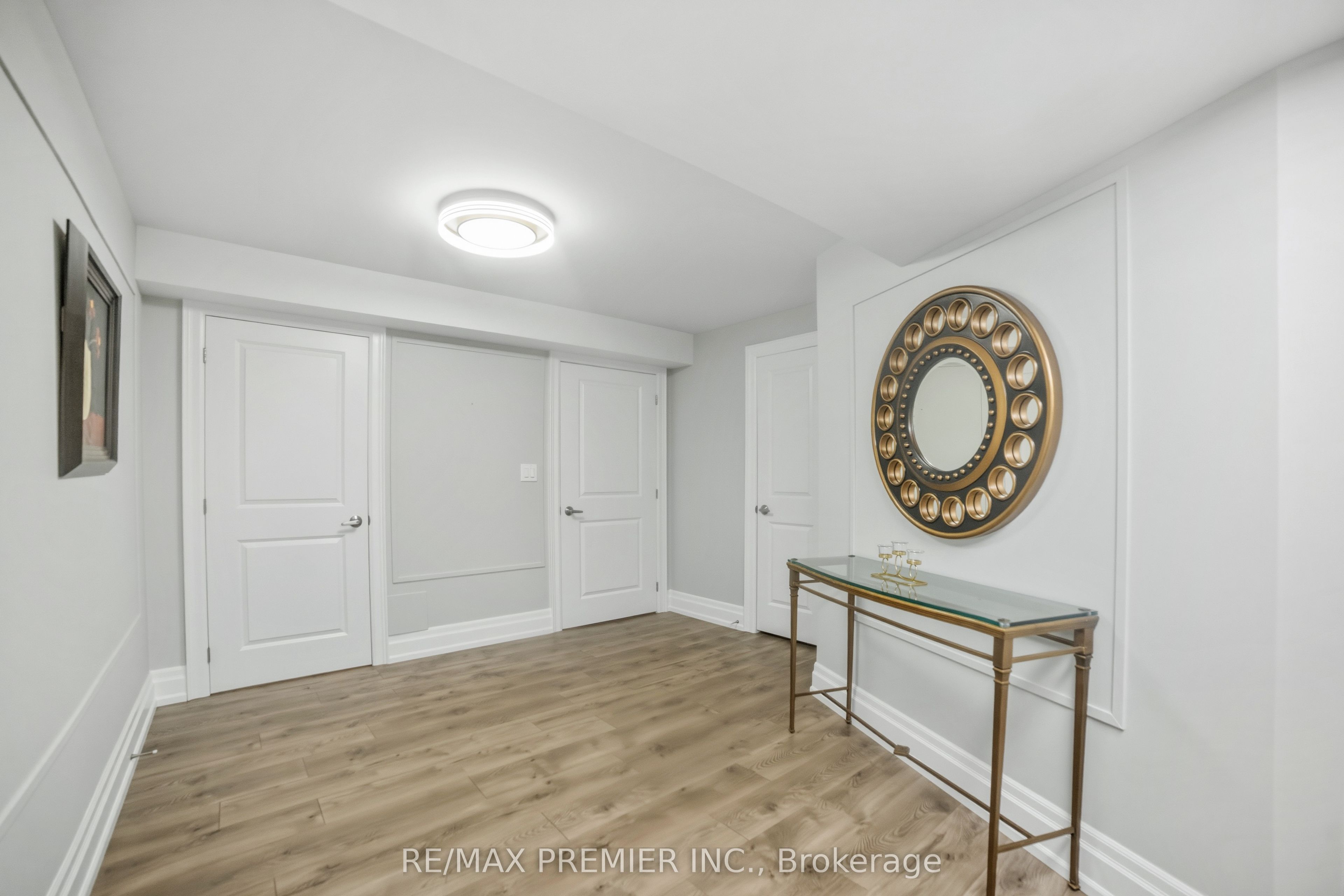 2180 King Vaughan Road Property Photo 23