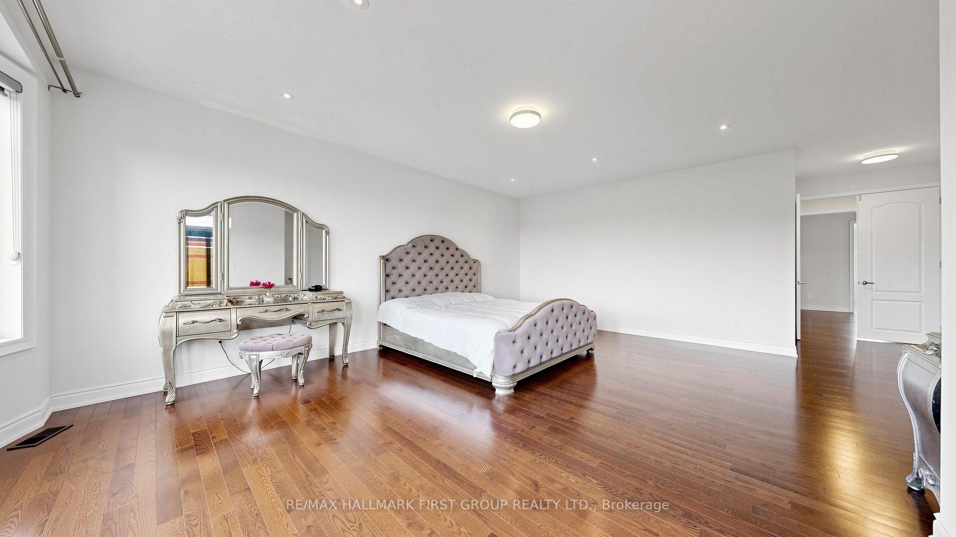 40 Hackett Street Property Photo 22