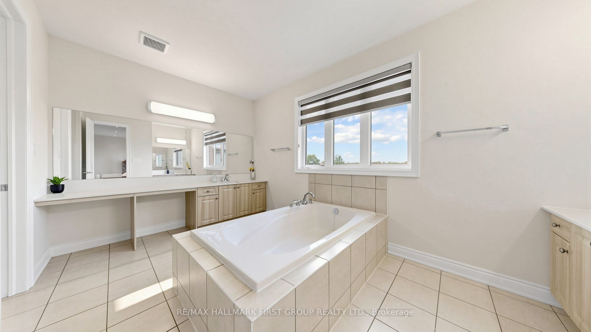40 Hackett Street Property Photo 26