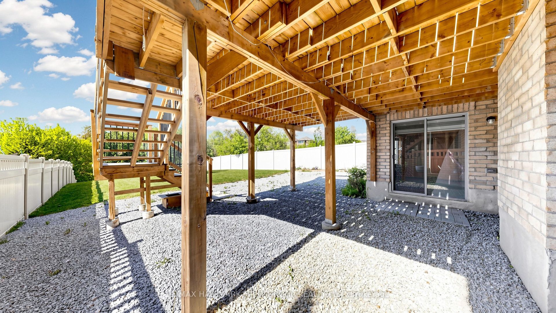 40 Hackett Street Property Photo 43