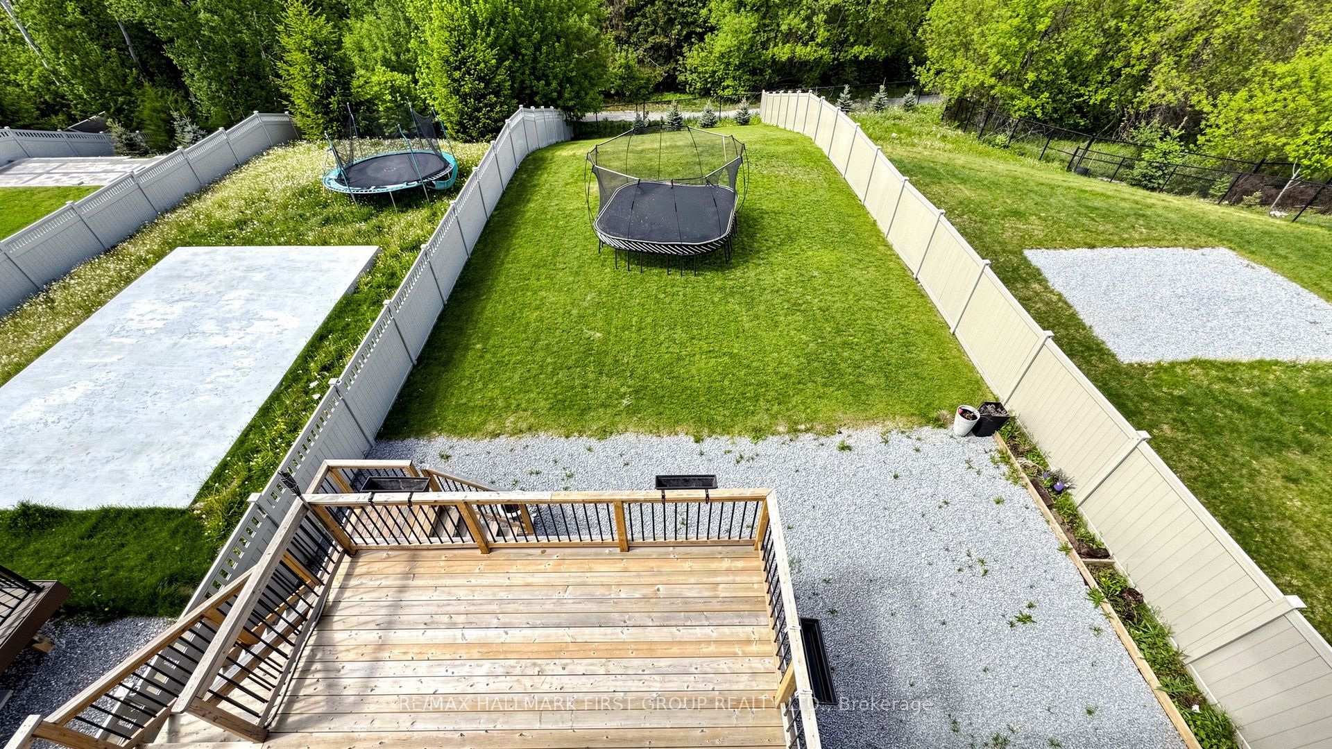 40 Hackett Street Property Photo 46