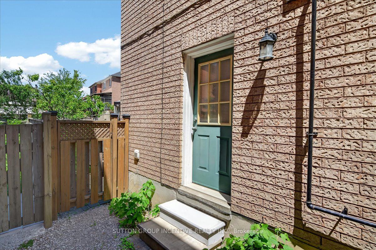 97 Yellowood Circle Property Photo 36