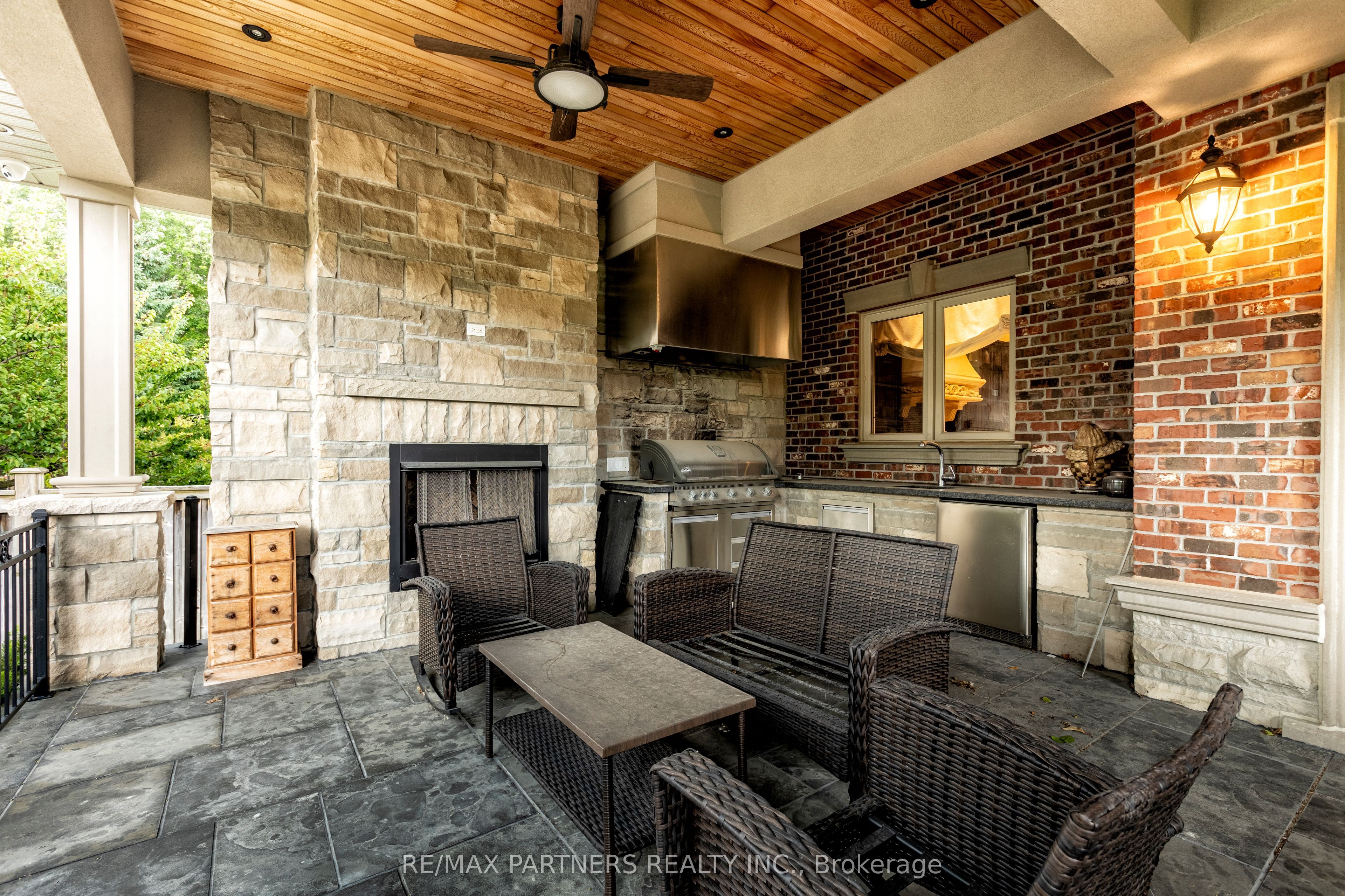 68 Maple Grove Avenue Property Photo 4