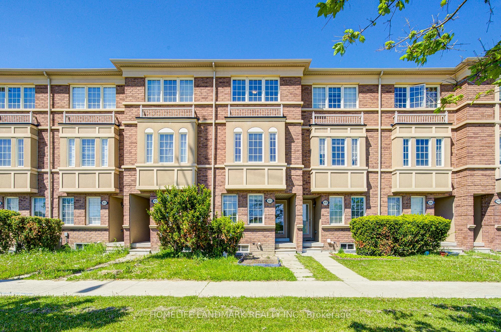 9976 McCowan Road Property Photo 1
