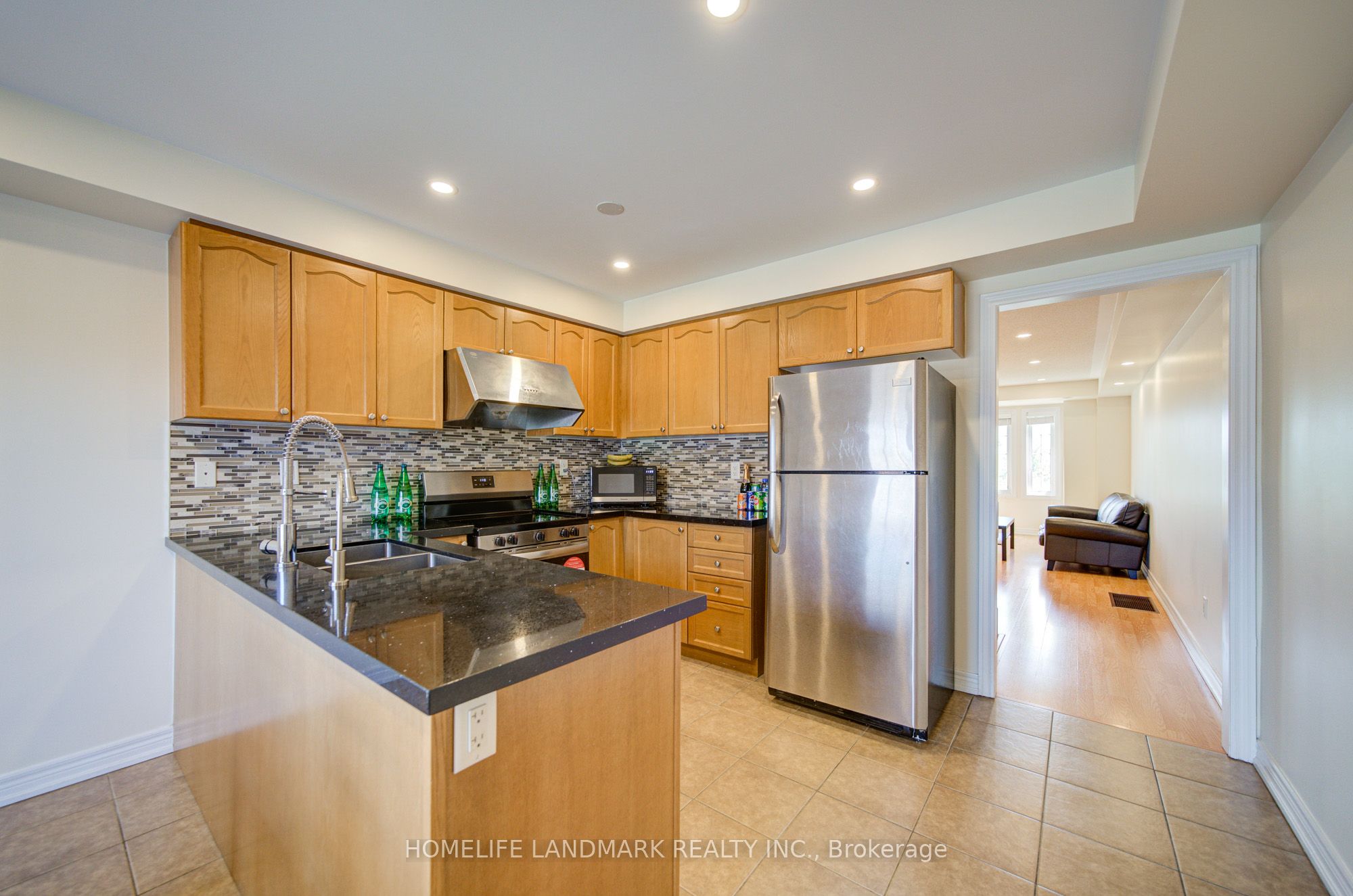 9976 Mccowan Road Property Photo 21
