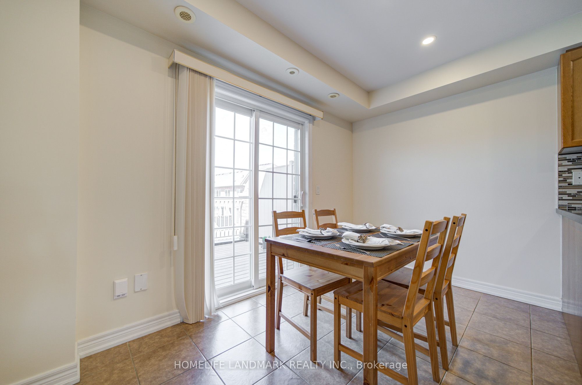 9976 Mccowan Road Property Photo 24