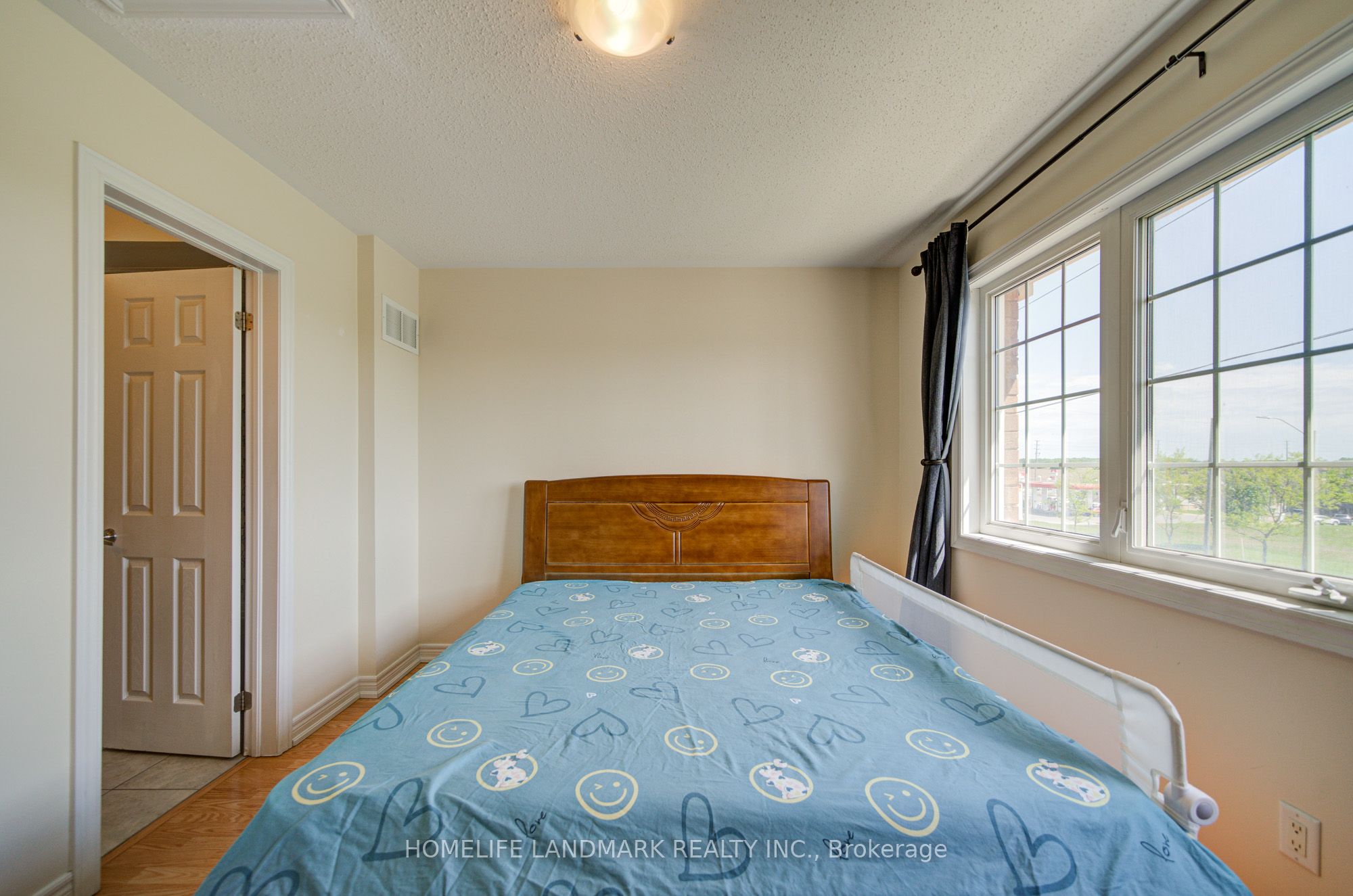 9976 Mccowan Road Property Photo 28