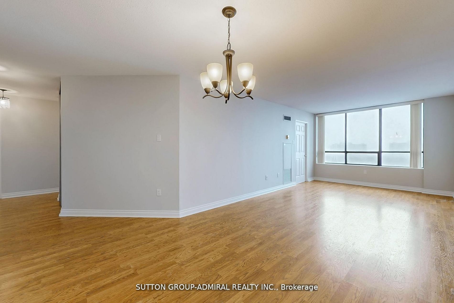 7601 Bathurst Street 1107 Property Photo 5