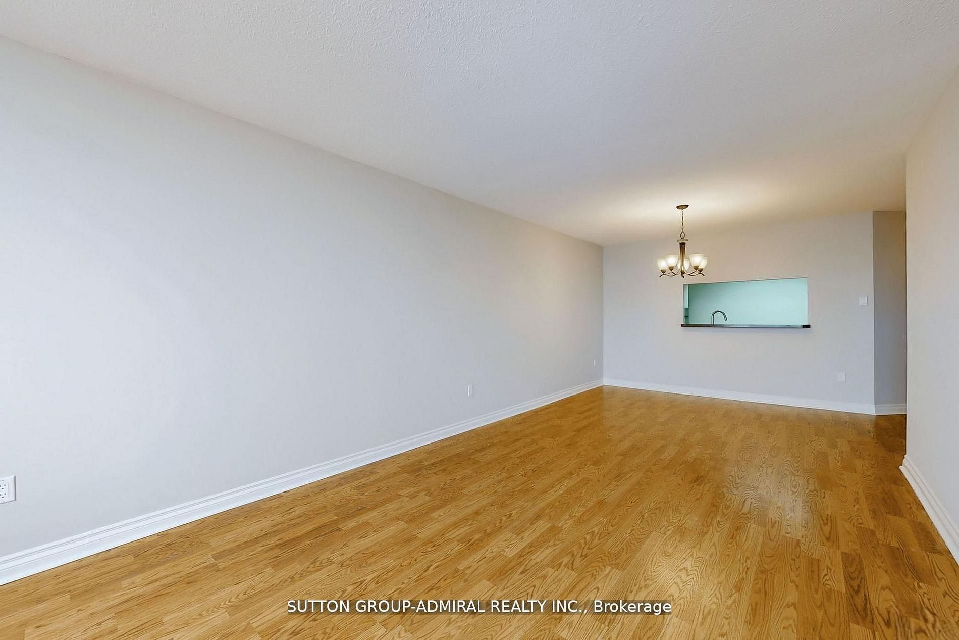 7601 Bathurst Street 1107 Property Photo 6