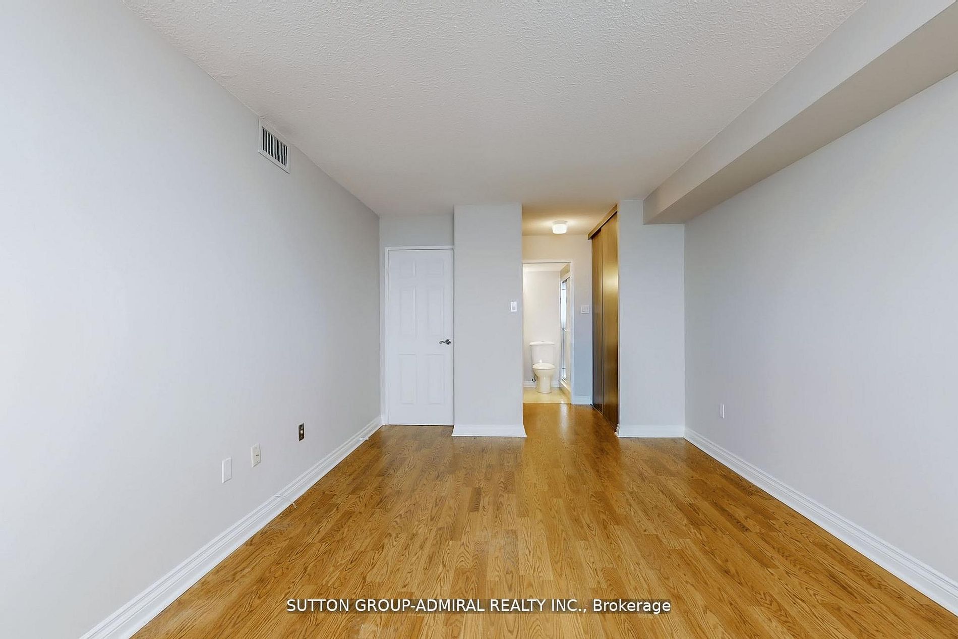 7601 Bathurst Street 1107 Property Photo 15