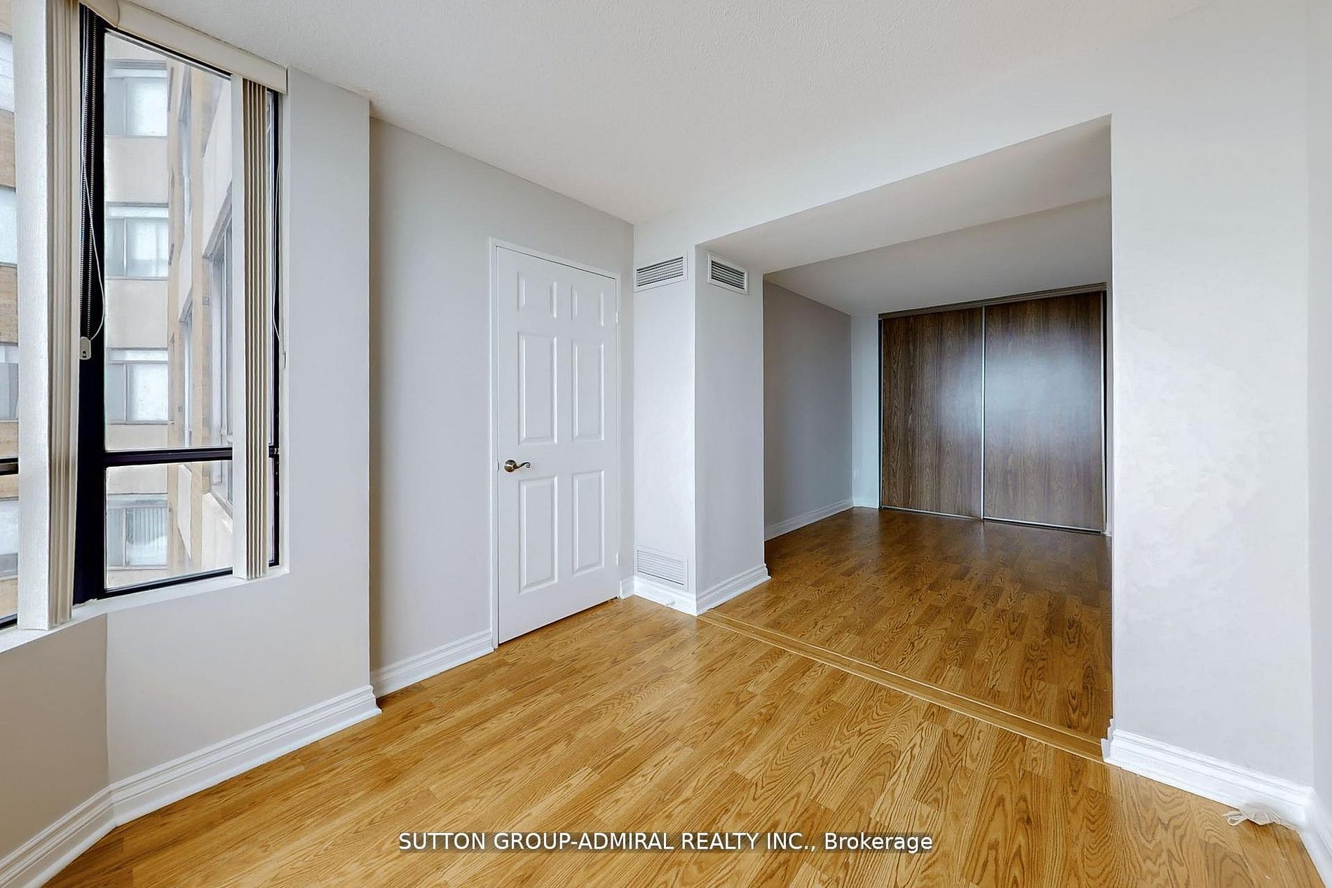 7601 Bathurst Street 1107 Property Photo 26