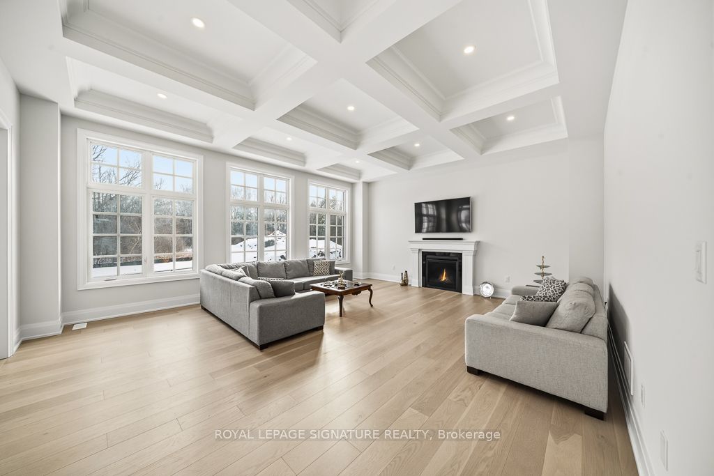 16 Gianvito Crescent Property Photo 4