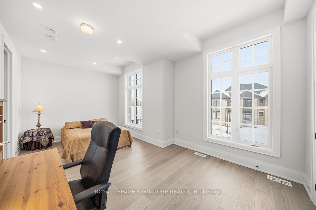 16 Gianvito Crescent Property Photo 28